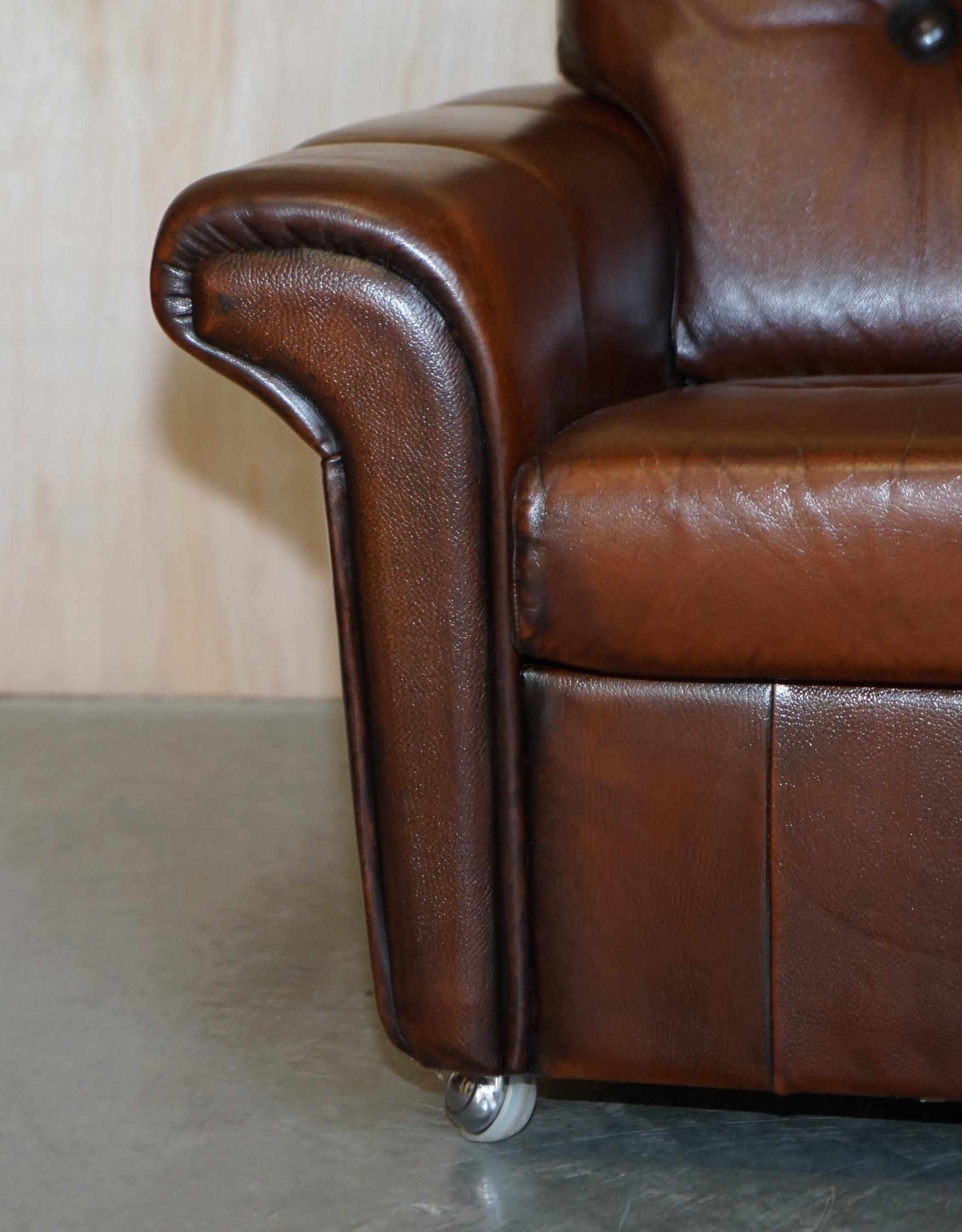 Pair of Fully Restored Vintage Dutch Mid-Century Modern Brown Leather Armchairs For Sale 1