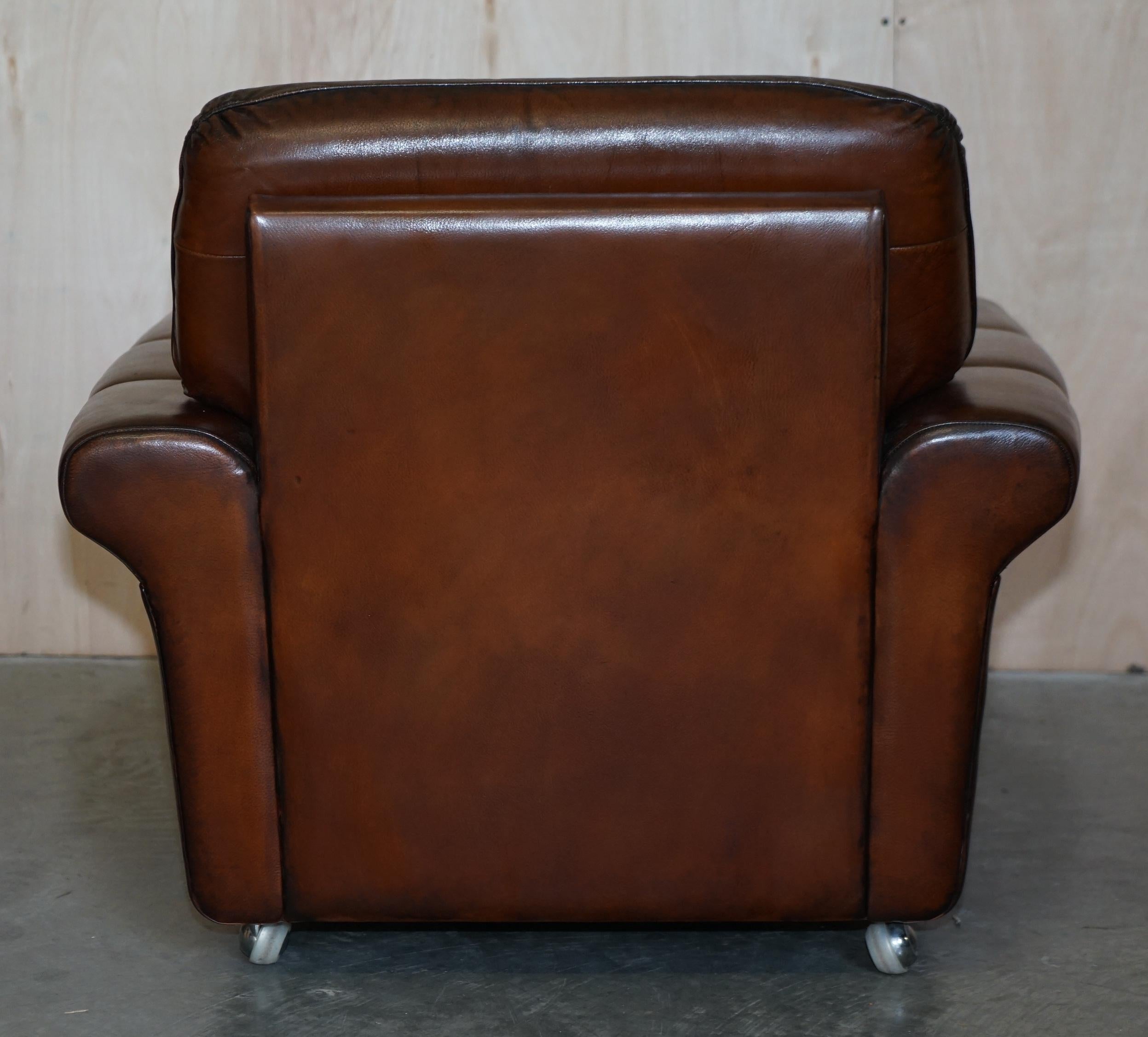Pair of Fully Restored Vintage Dutch Mid-Century Modern Brown Leather Armchairs For Sale 2