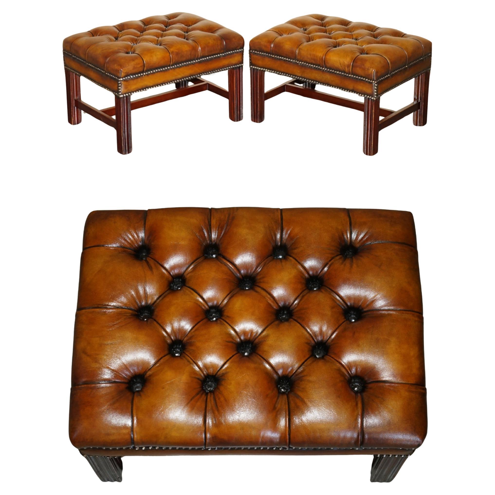 PAIRO DI CALZATURE DI CHEsterfield IN PELLE MARRONE TINTA A MANO COMPLETAMENTE RESTAURATO