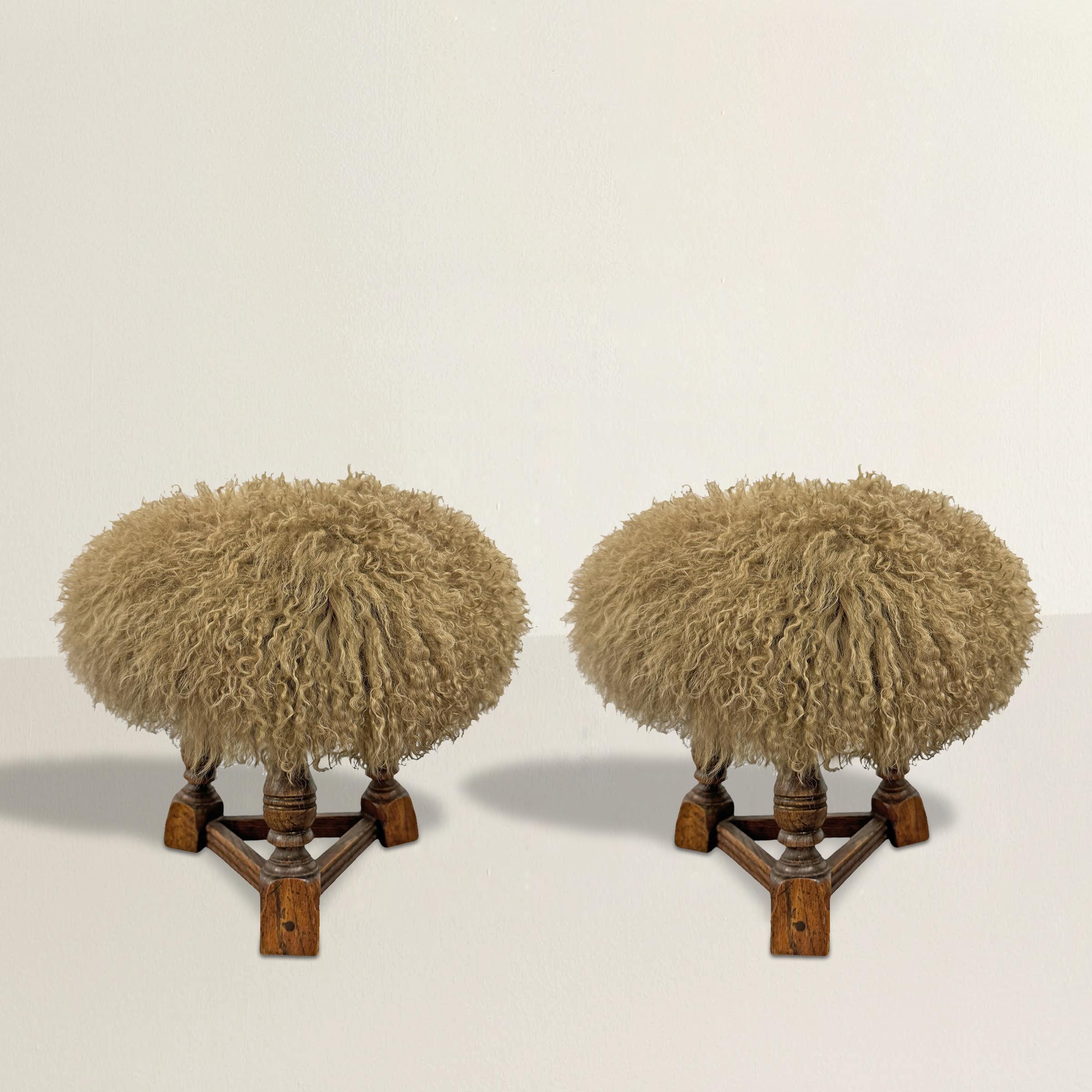These early 20th-century English fireside stools have been given a second life—and it’s absolutely scandalous. Newly upholstered in curly Mongolian lamb dyed a mossy olive green, they are soft enough to sink into, but their oak frames, with turned