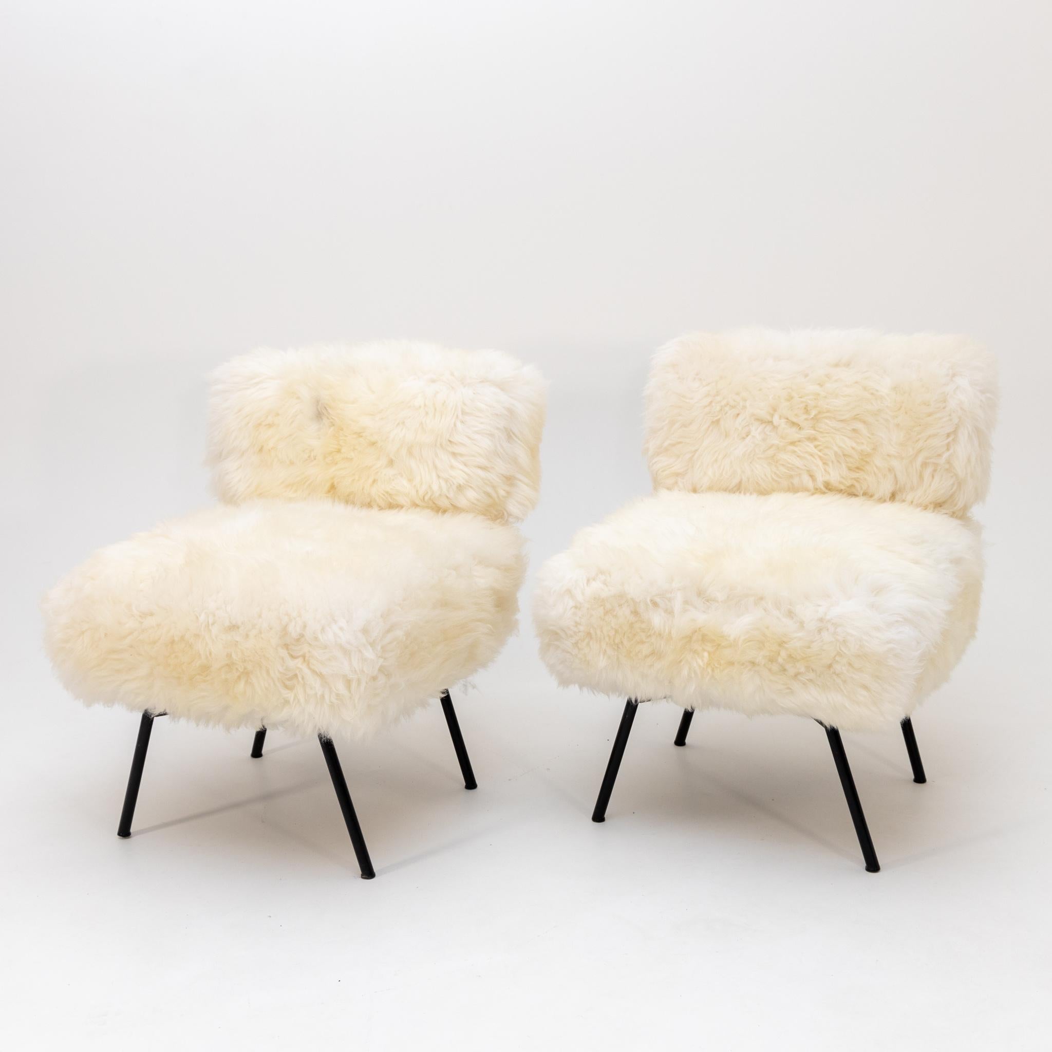 Pair of Fur Slipper Chairs, Italy Mid-20th Century 6