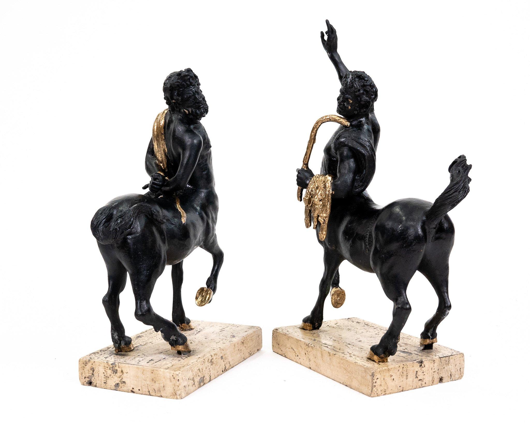 Paire de Centaures Furietti en bronze, avec des parties en bronze doré. DES PHOTOS SUPPLÉMENTAIRES, DES INFORMATIONS SUR LE LOT ET DES INFORMATIONS SUR L'EXPÉDITION PEUVENT ÊTRE DEMANDÉES EN ENVOYANT UN COURRIER ÉLECTRONIQUE

Frais de port