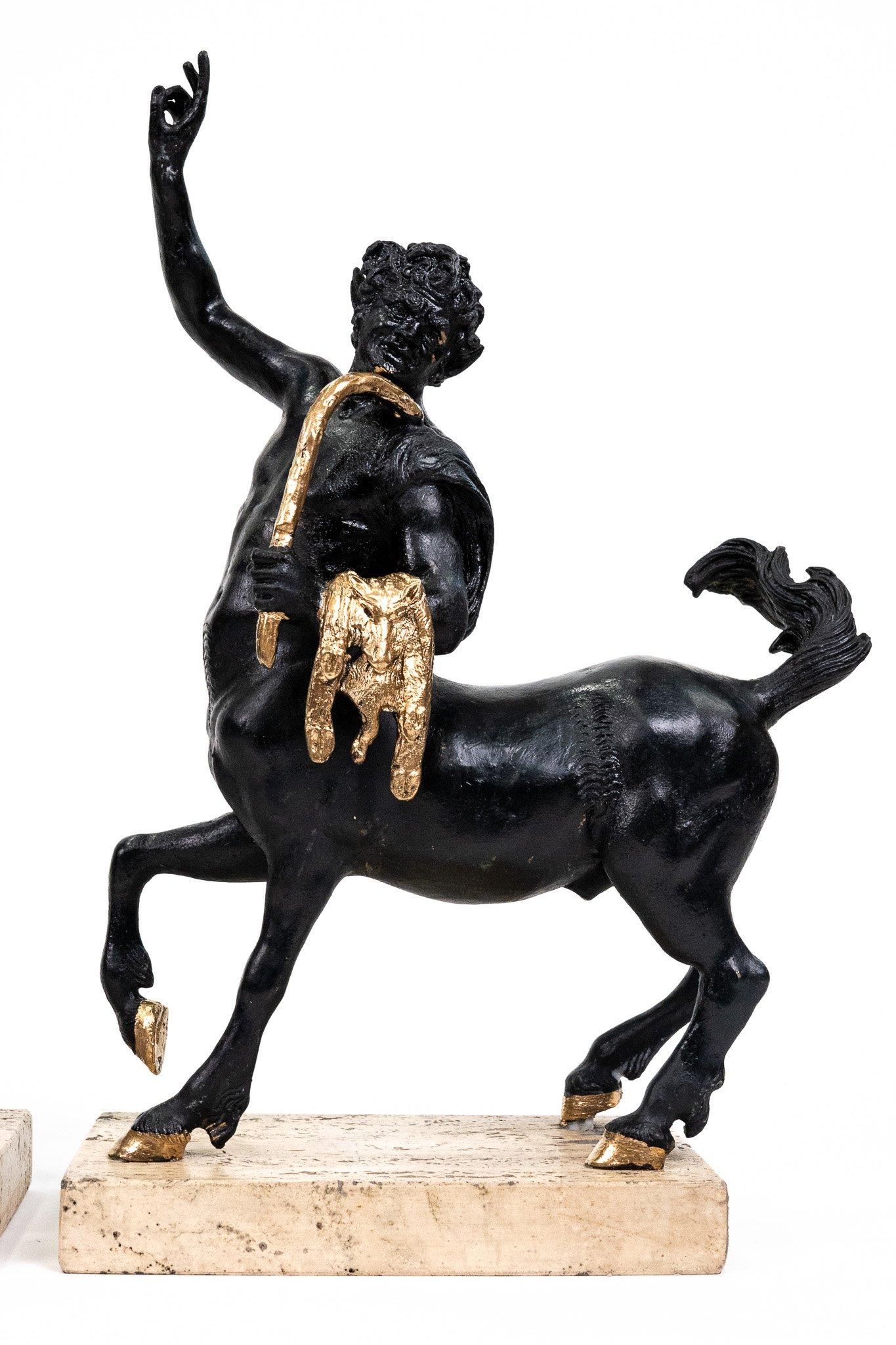 Paire de Centaures Furietti en bronze, avec parties en bronze doré. Paire de bronze Bon état - En vente à Rome, IT
