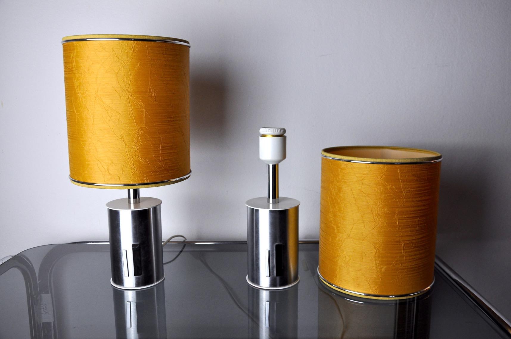 Pair of futuristic lamps by Marca SL, Spain, 1970s For Sale 3