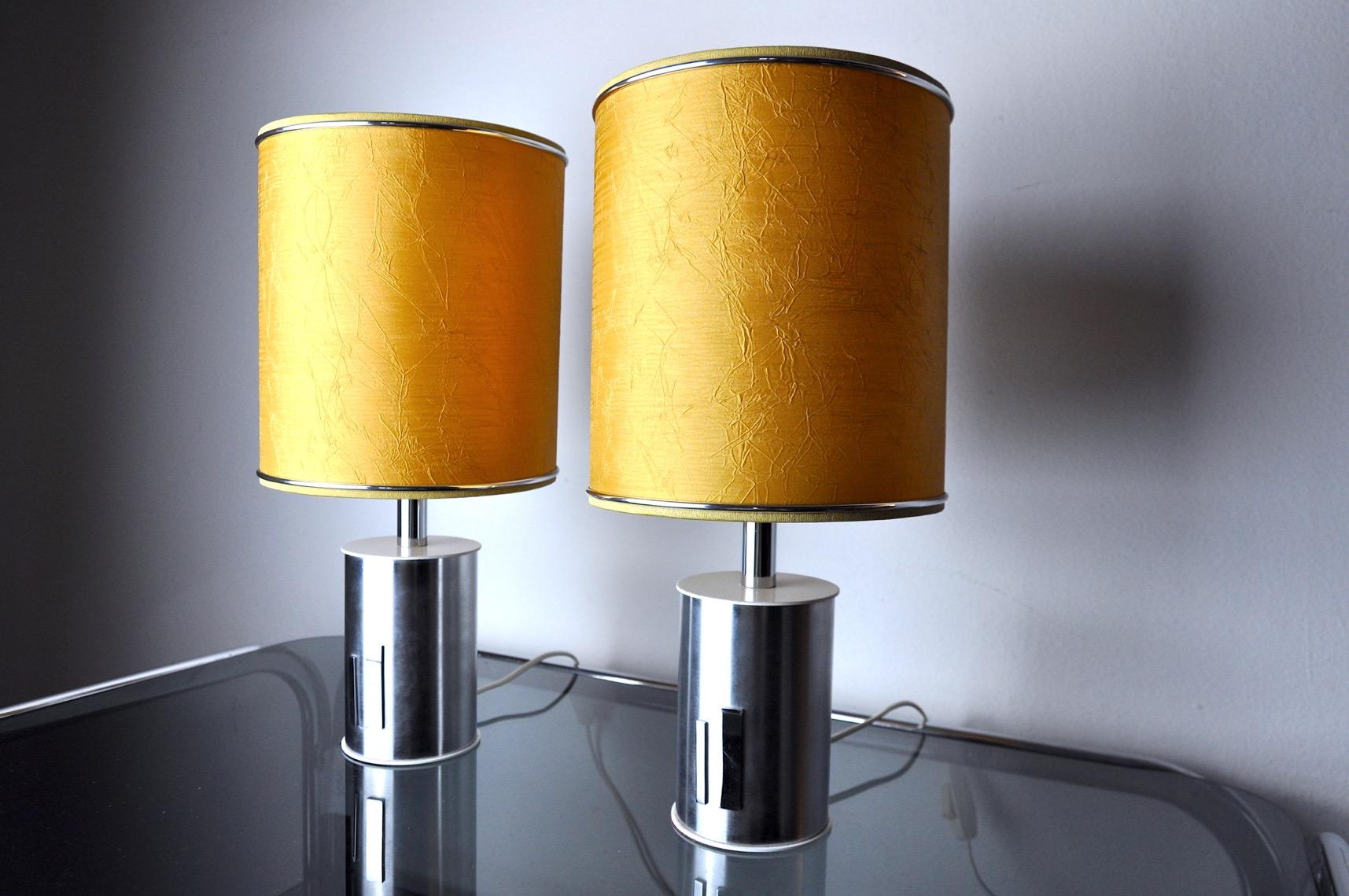 Pair of futuristic lamps by Marca SL, Spain, 1970s In Good Condition For Sale In BARCELONA, ES