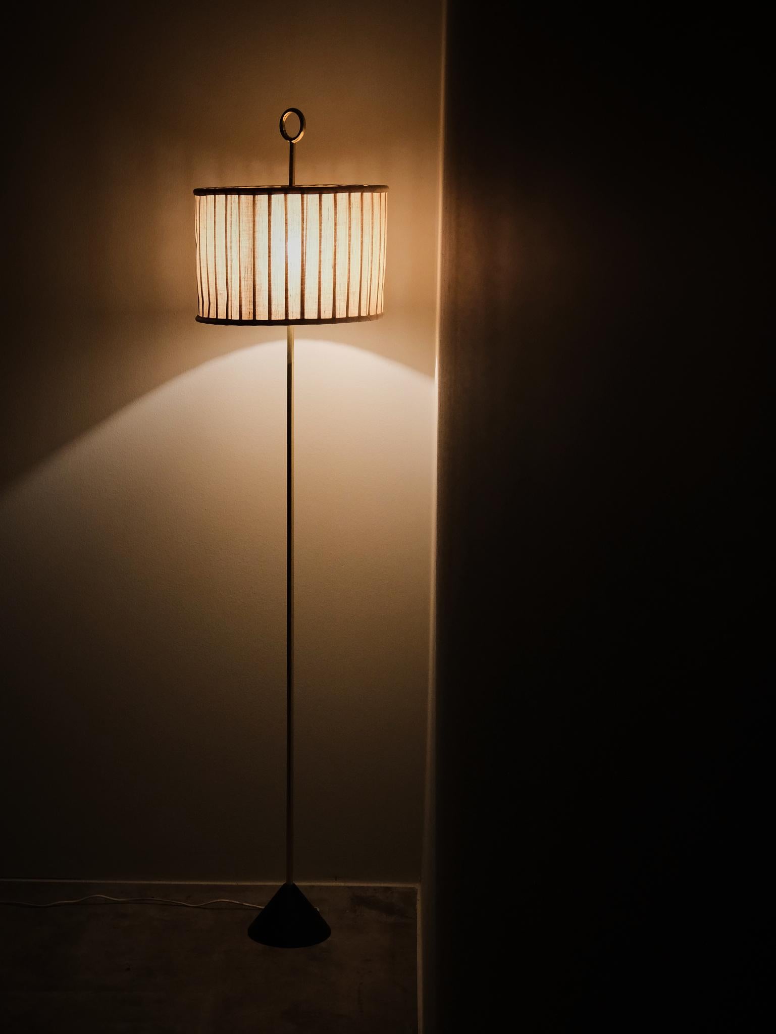 Pair of 'G-20' floor lamps by Hans-Agne Jakobsson, Sweden, 1950s en vente 4