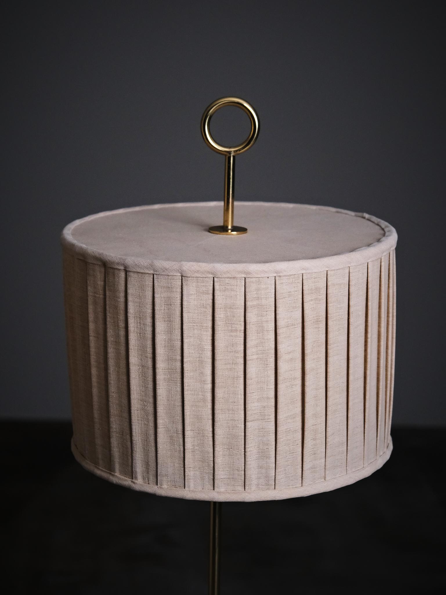 Style Adam Pair of 'G-20' floor lamps by Hans-Agne Jakobsson, Sweden, 1950s en vente