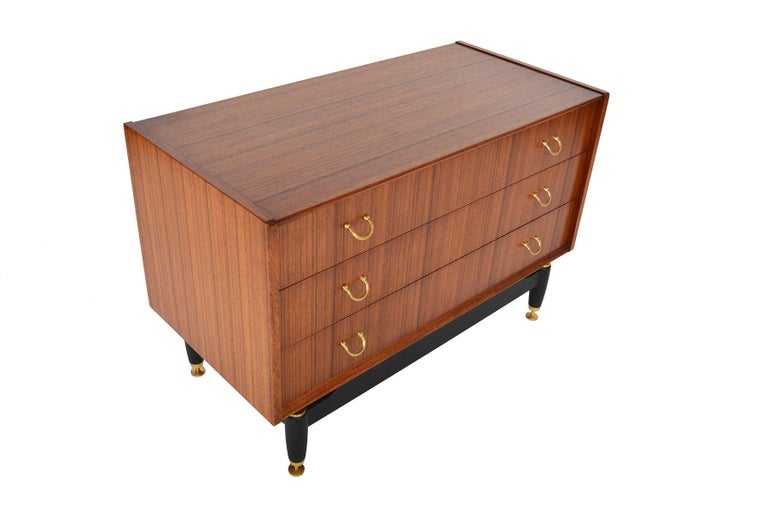 Pair of G Plan Librenza Range Gentleman's Chests For Sale at 1stDibs