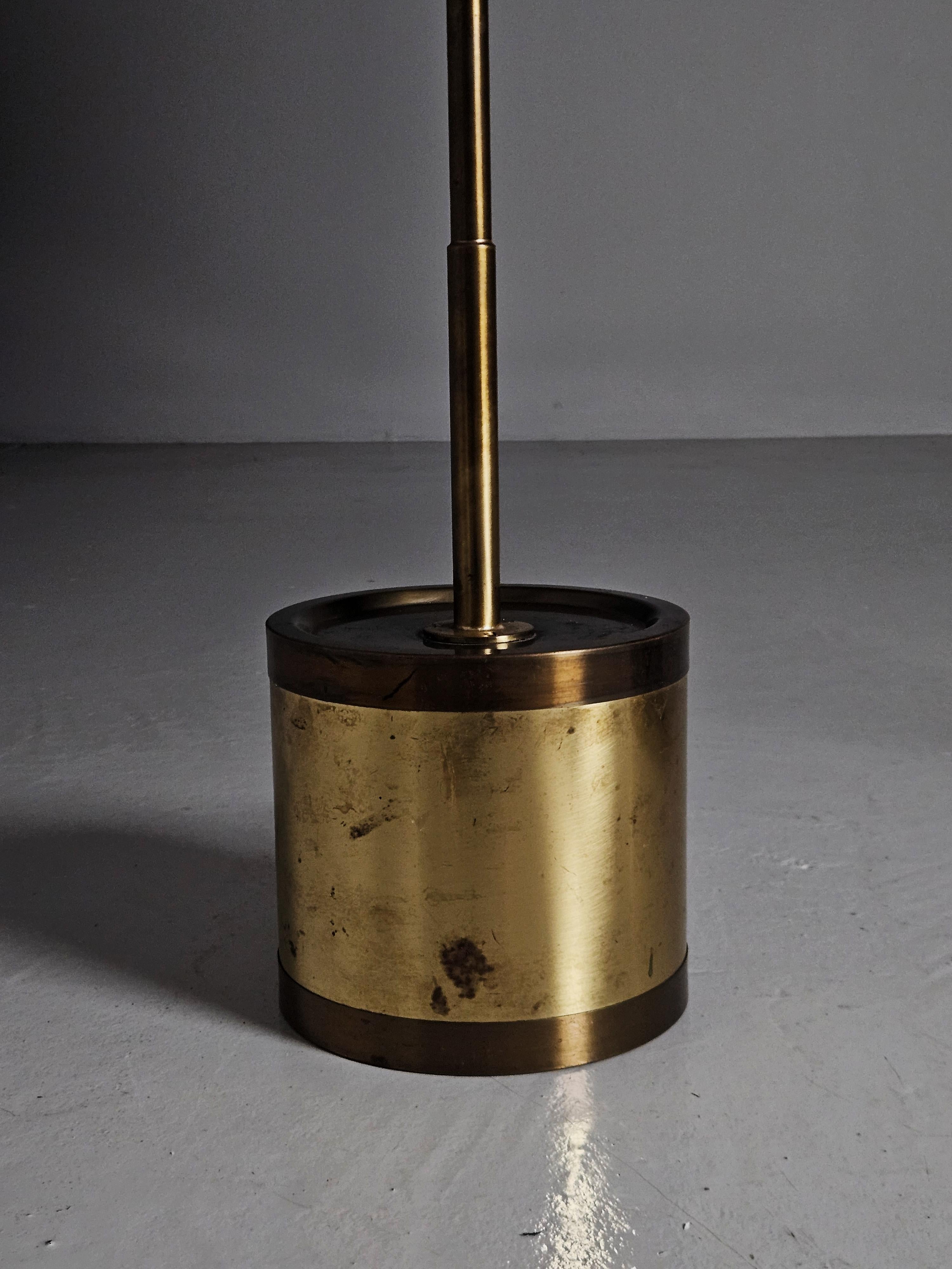 Paire de lampadaires ballon « G123 » de Hans-Agne Jakobsson, Suède, années 1960 en vente 1