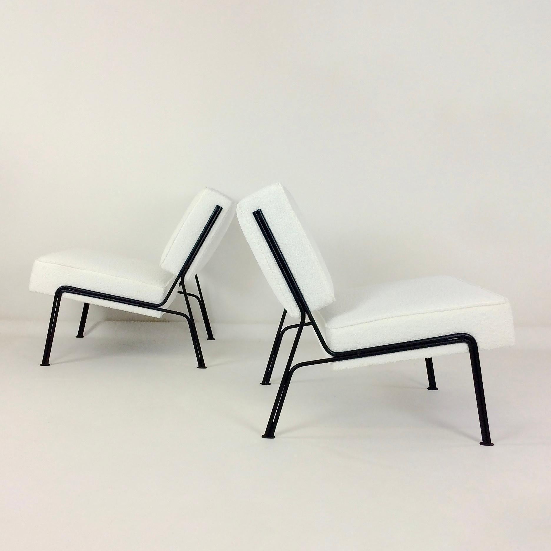 Pair of G2 Chairs By A.R.P. Guariche, Motte, Mortier for Airborne, 1953, France. 1
