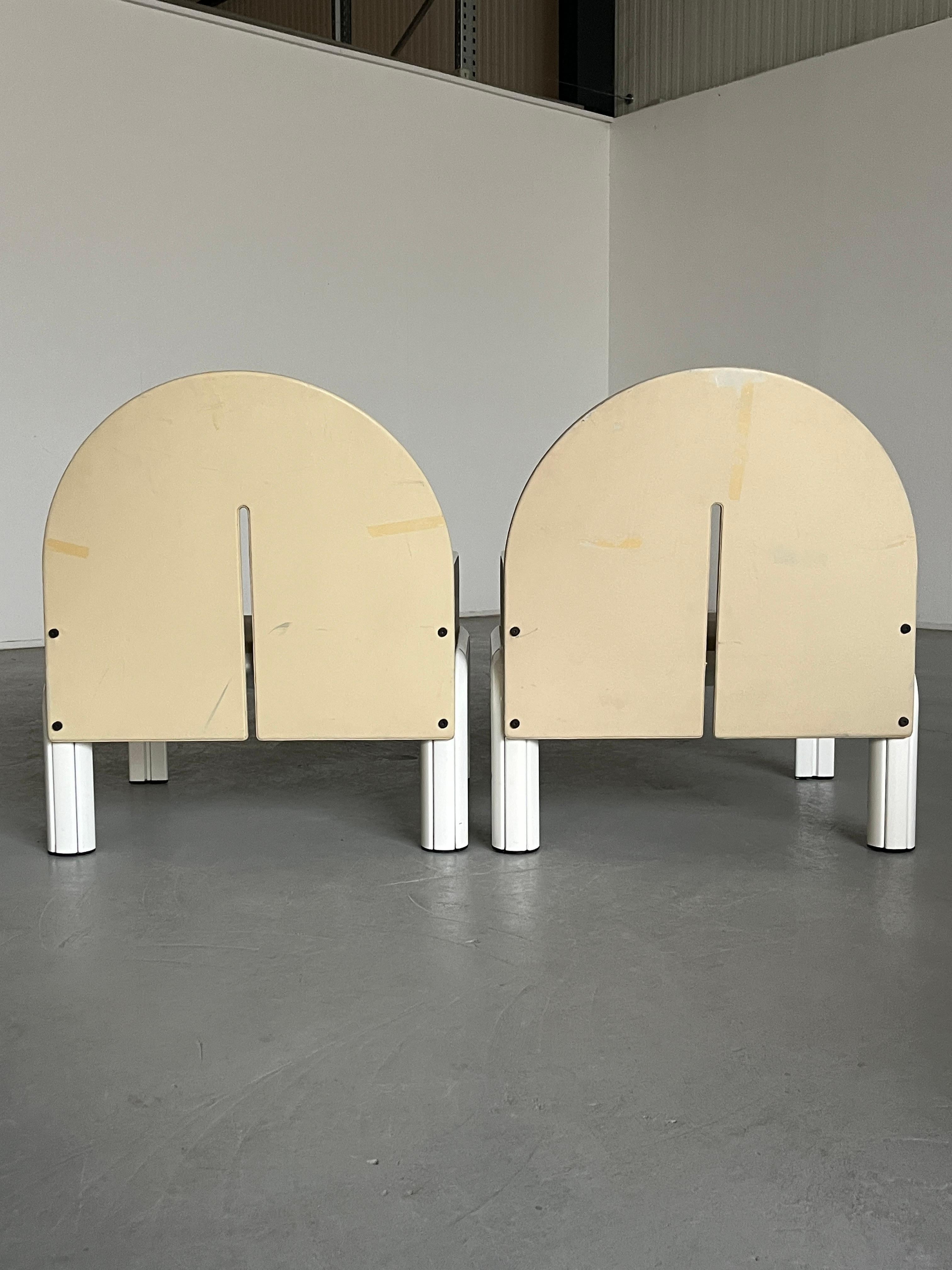 Pair of Gae Aulenti '54L' Armchairs for Knoll International, Beige Leather, 70s For Sale 3