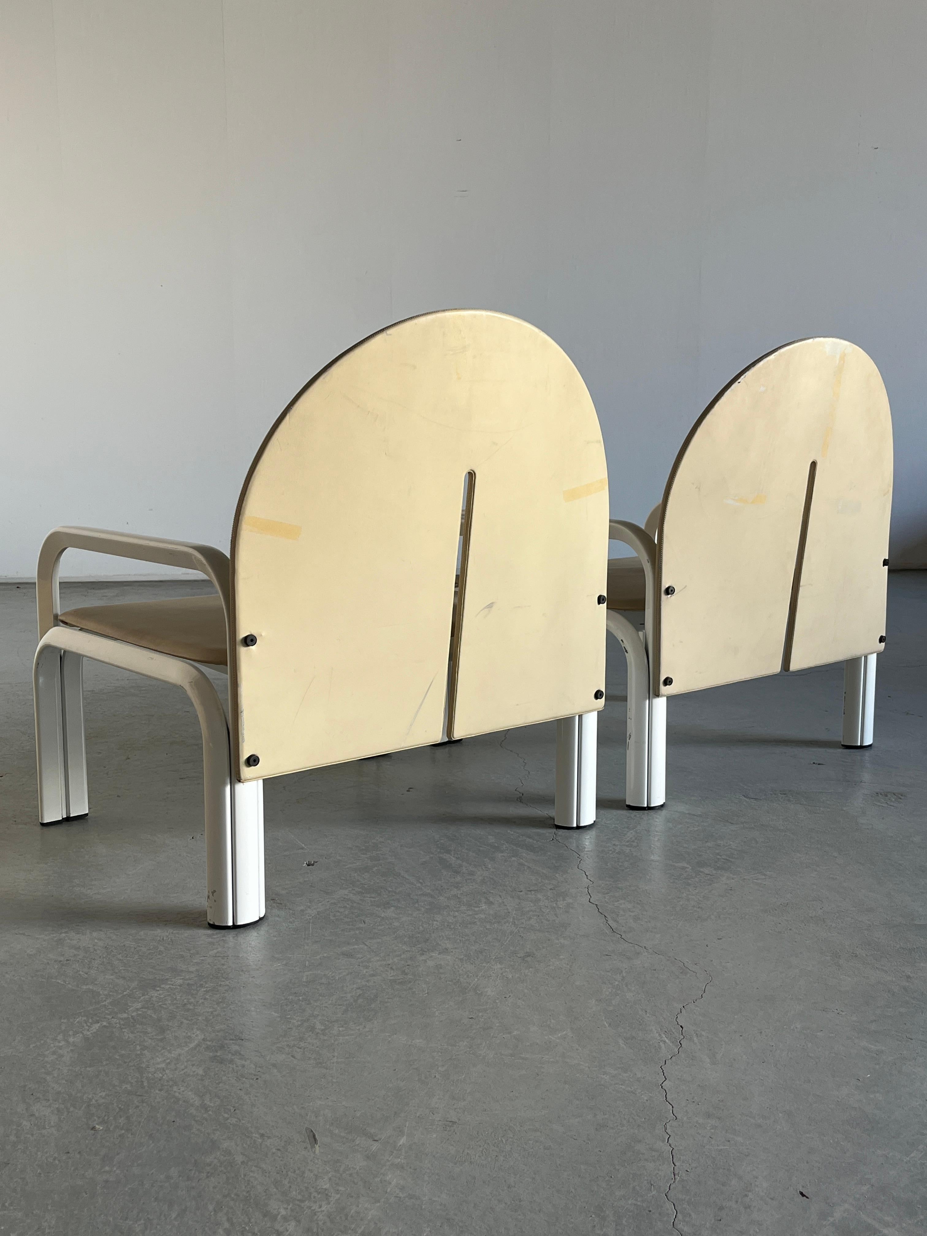 Pair of Gae Aulenti '54L' Armchairs for Knoll International, Beige Leather, 70s In Good Condition For Sale In Zagreb, HR