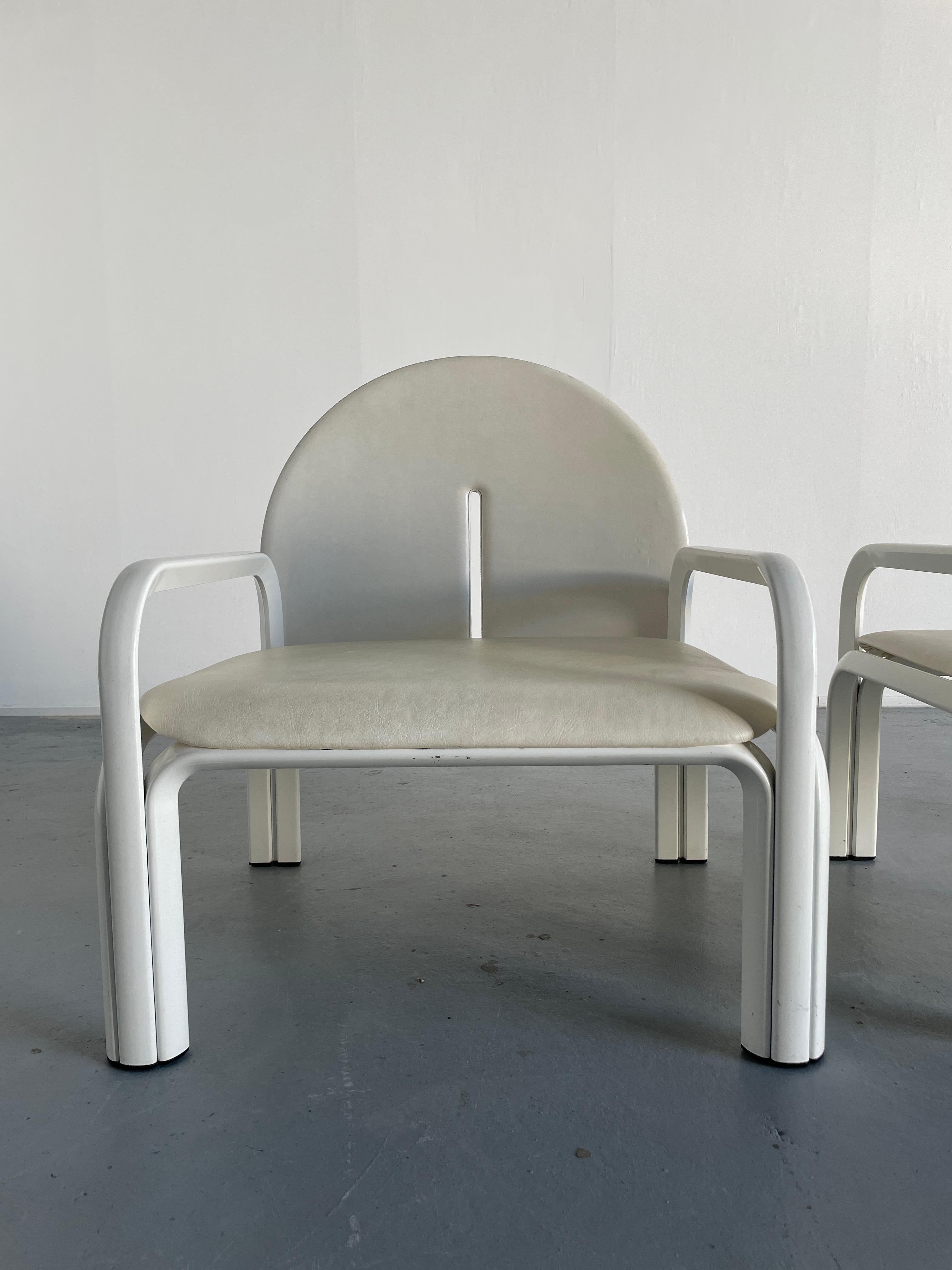 Paar Gae Aulenti '54L' Sessel in weißer Auflage für Knoll International, 1970er Jahre (Metall)