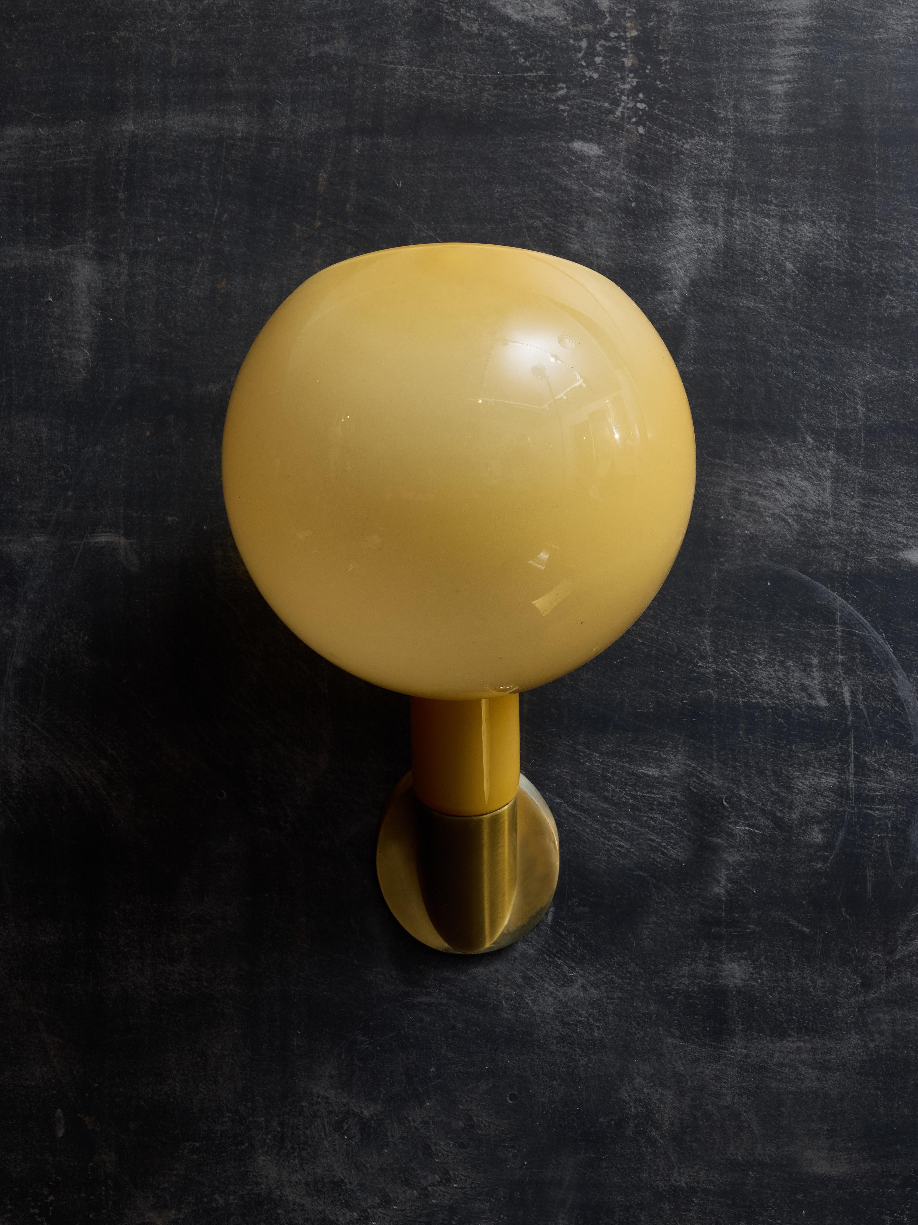 Mid-Century Modern Pair of Gae Aulenti and Piero Castiglioni for Fontana Arte Wall Sconces