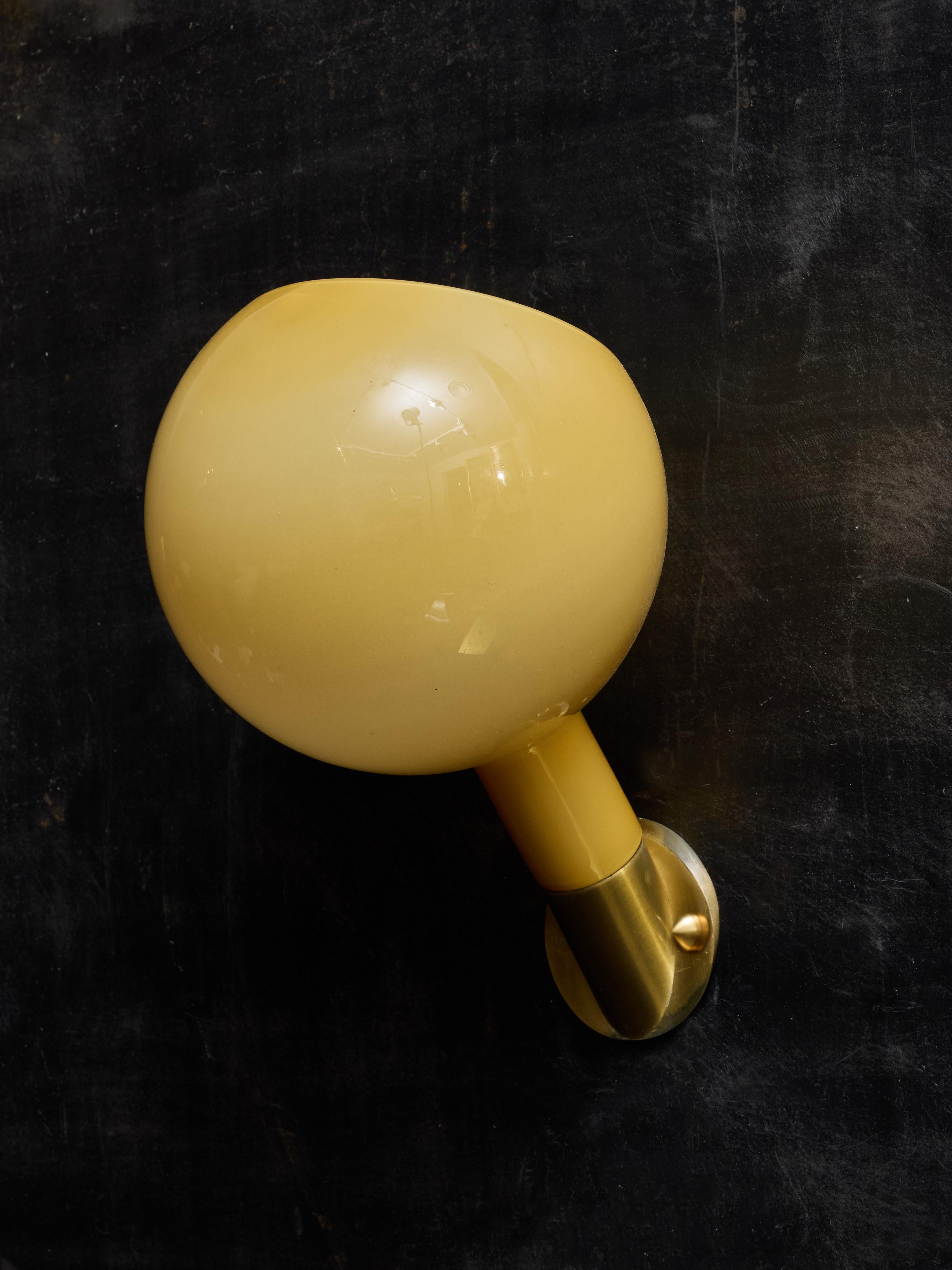 Italian Pair of Gae Aulenti and Piero Castiglioni for Fontana Arte Wall Sconces