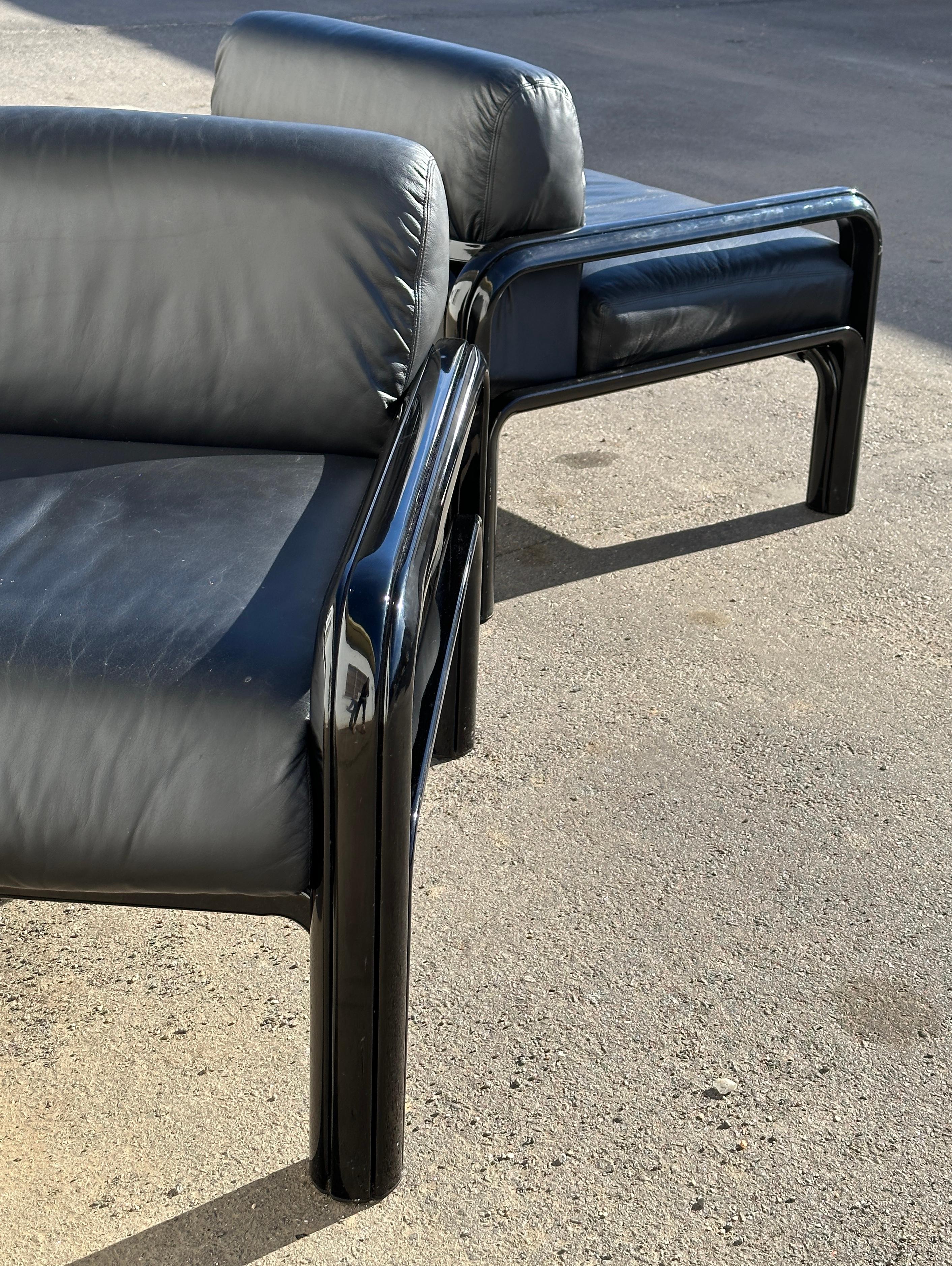 Pair of Gae Aulenti Black Leather Lounge Chairs for Knoll, Marked 8