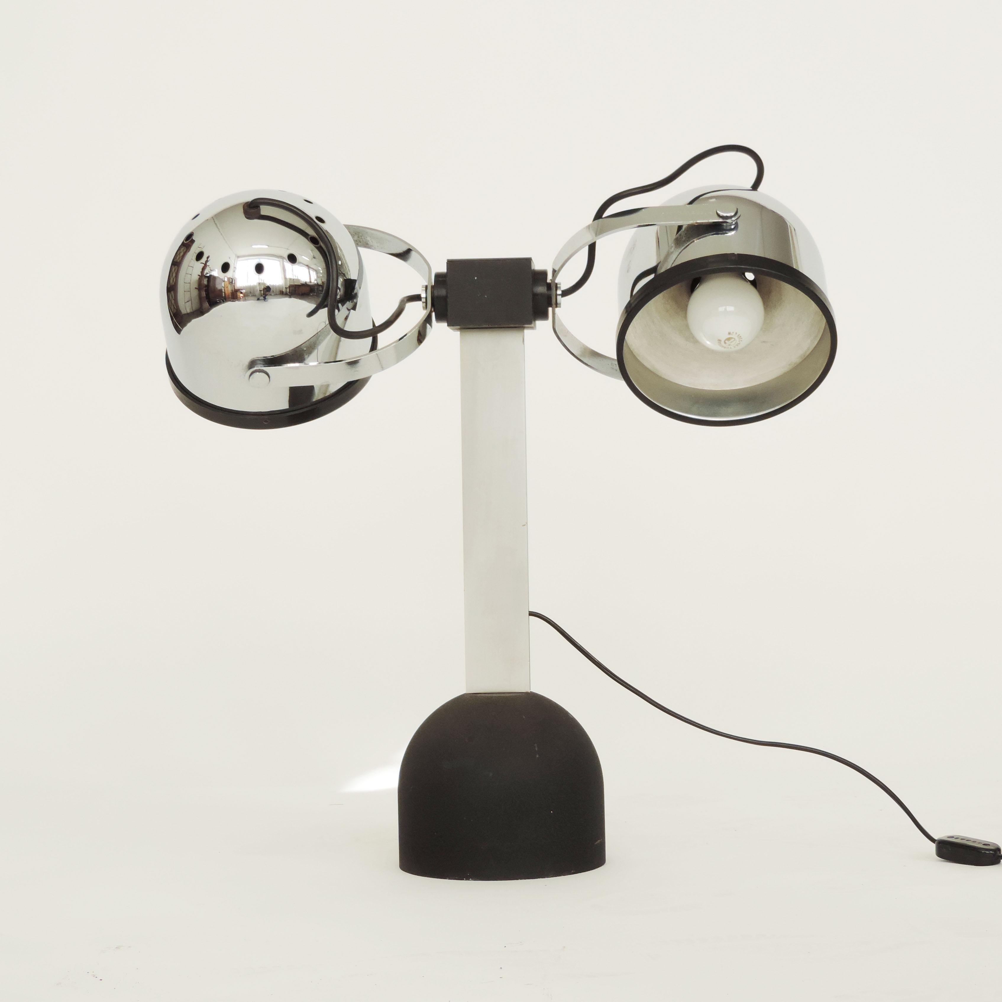 Pair of Gae Aulenti & Livio Castiglioni Trepiù Table Lamps for Stilnovo, 1972 In Good Condition For Sale In Milan, IT