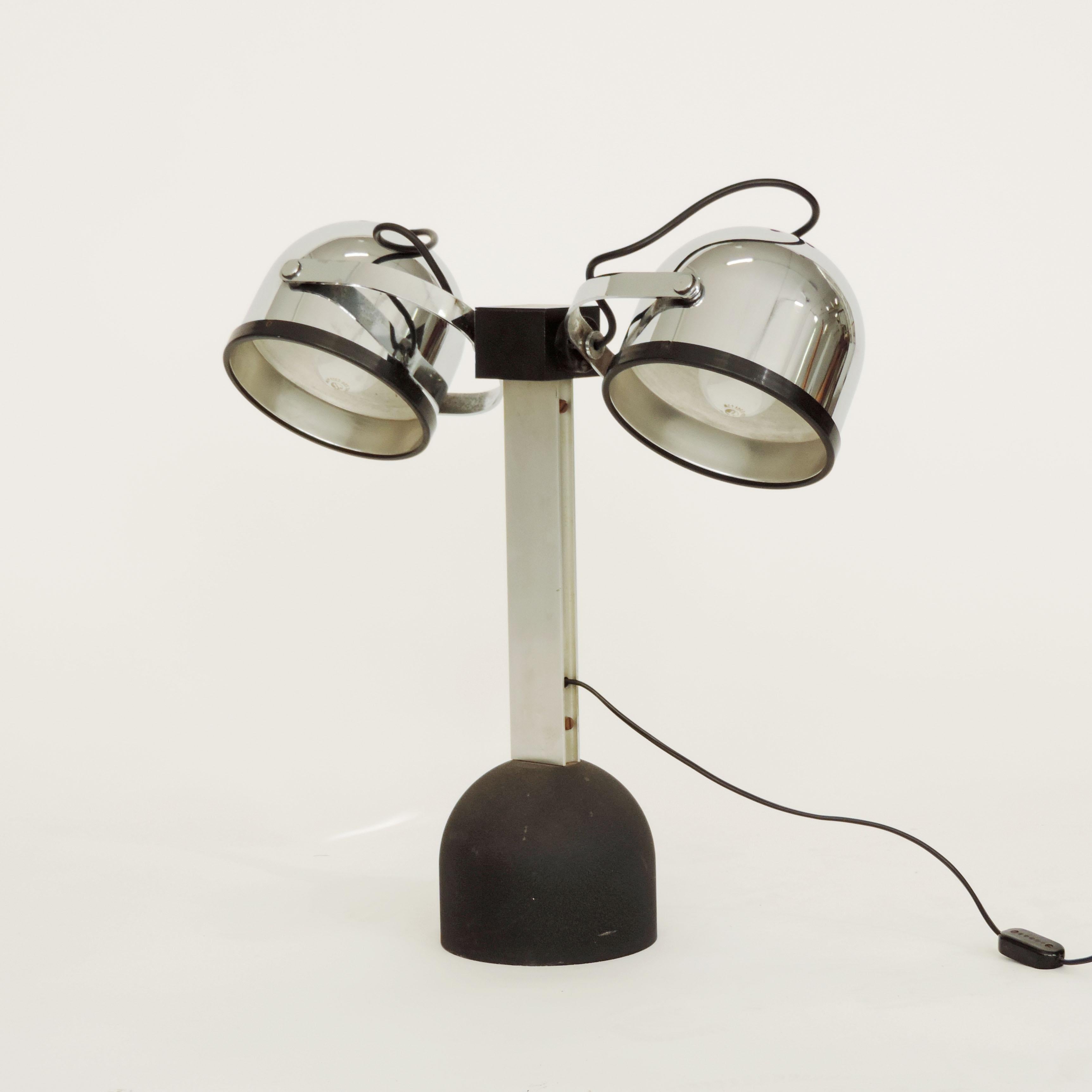 Pair of Gae Aulenti & Livio Castiglioni Trepiù Table Lamps for Stilnovo, 1972 For Sale 2