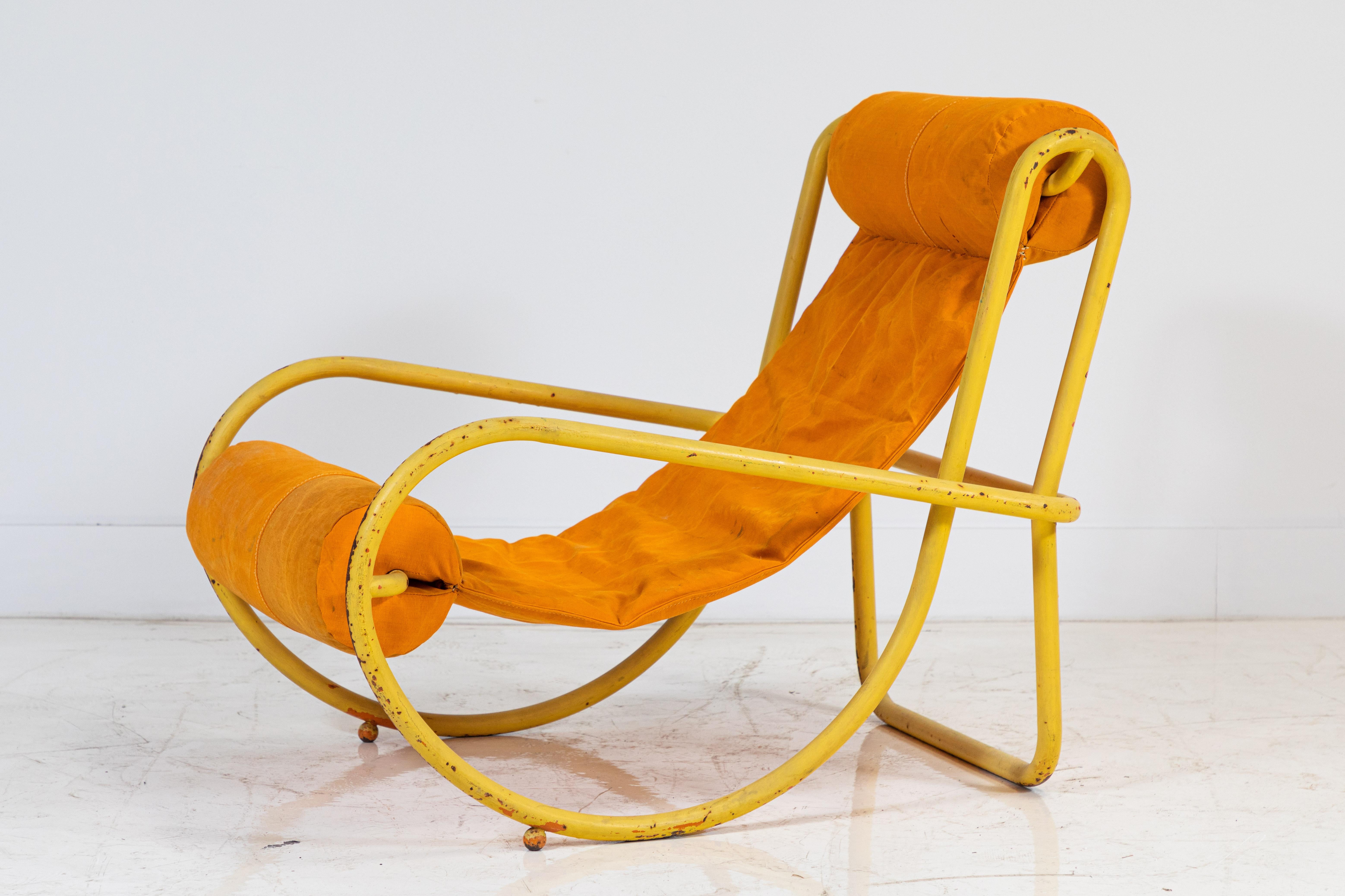 Pair of Gae Aulenti Locus Solus Lounge Chairs in Orange Tent Canvas In Good Condition In Los Angeles, CA