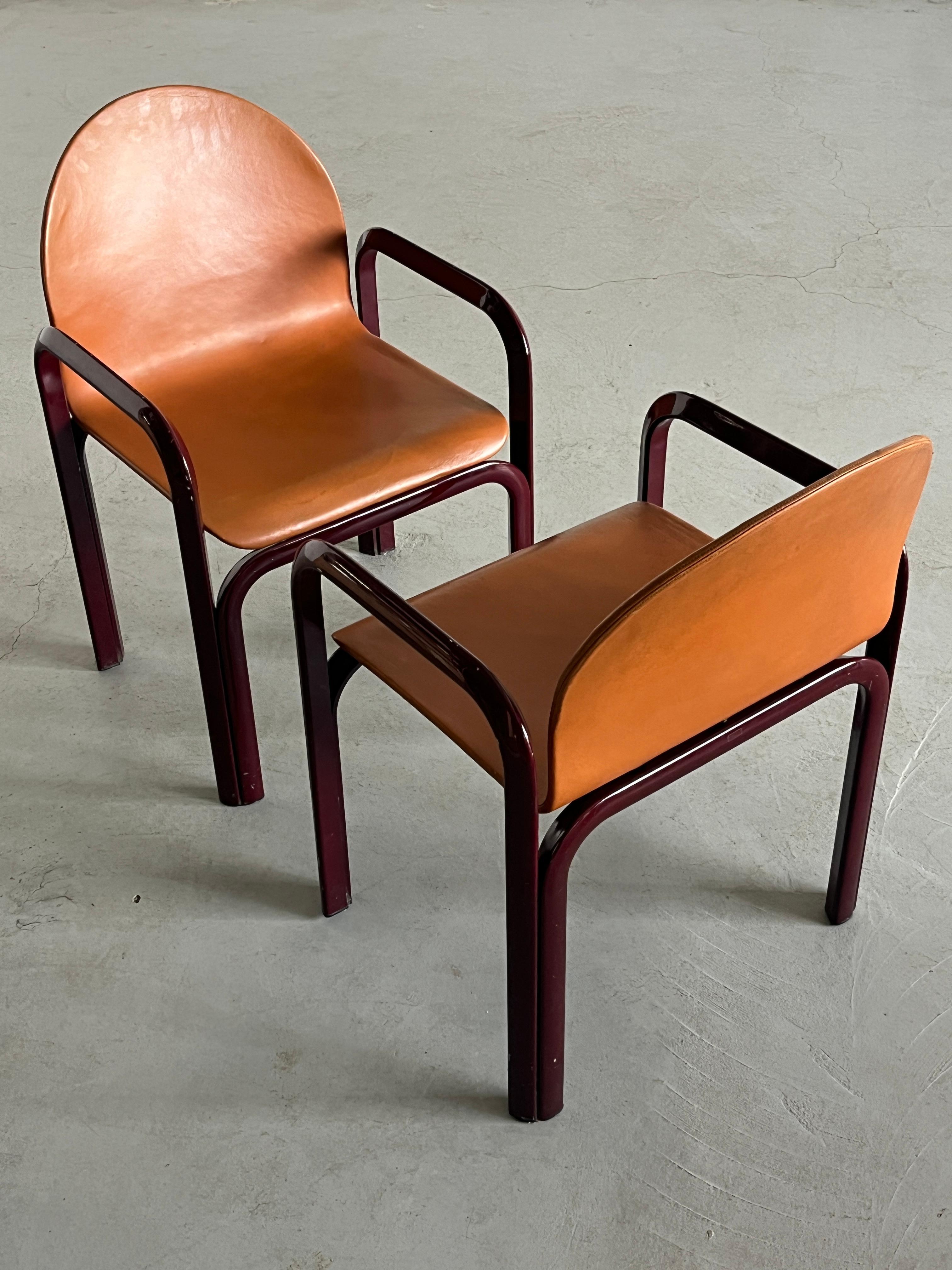 Ein Paar Gae Aulenti 'Orsay' Sessel für Knoll International in Cognac Leder im Zustand „Gut“ im Angebot in Zagreb, HR