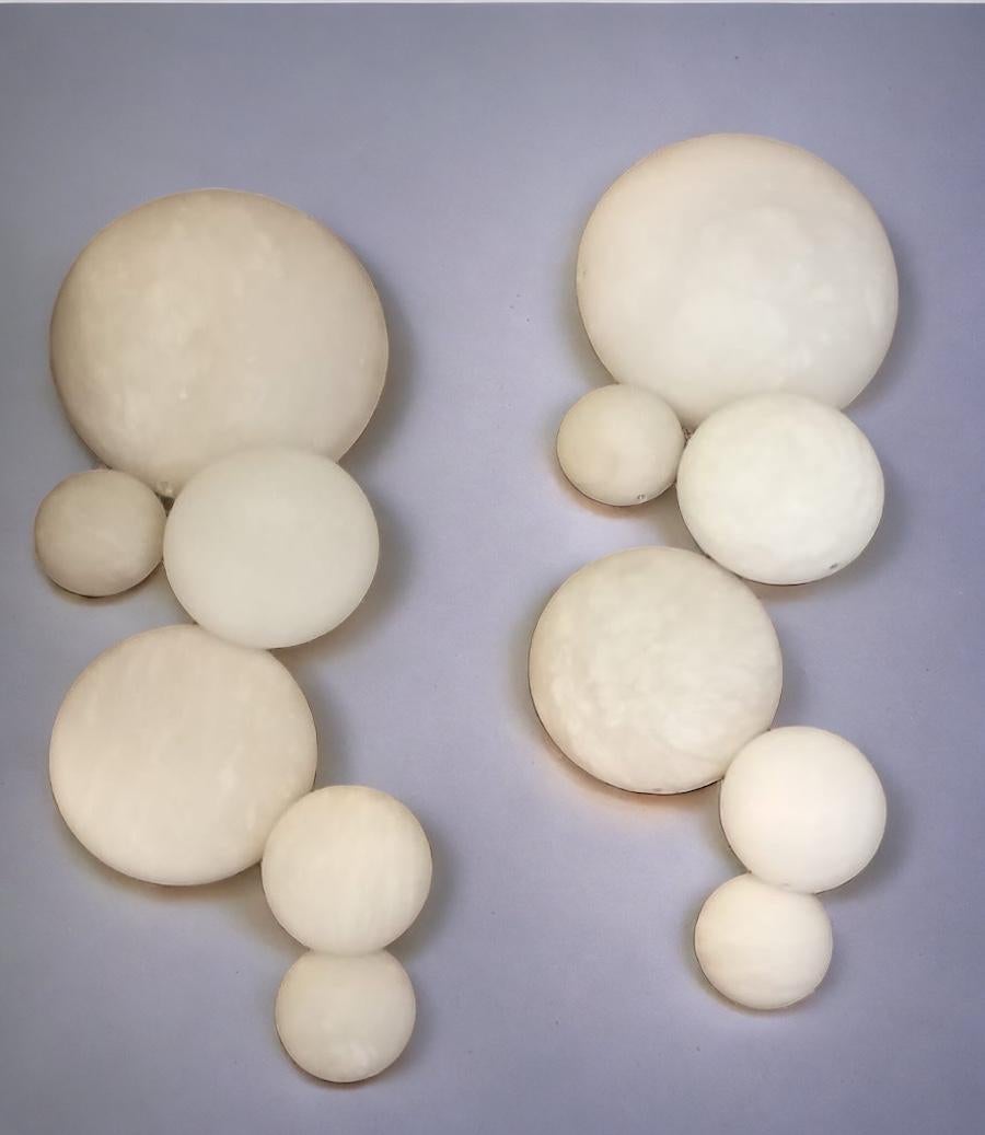 Pair of Galaxy Contemporary Italian Alabaster Marble Globe Wall Lights For Sale 1