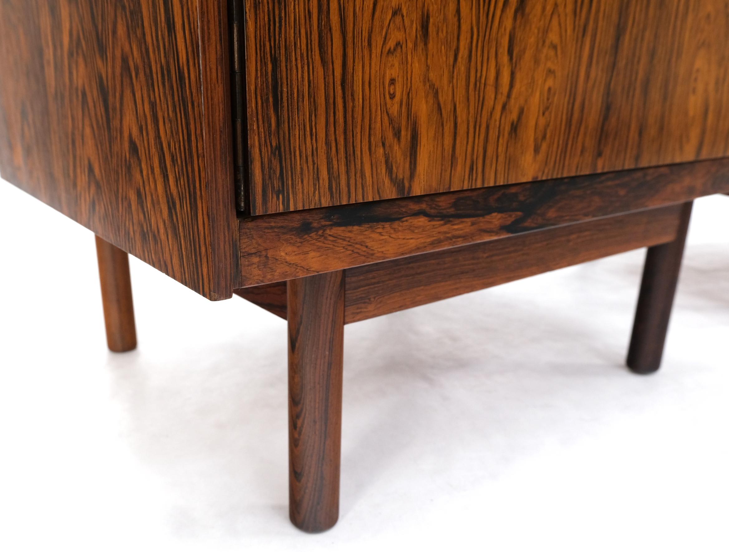 Pair of Gallery Top Danish Mid Century Modern Rosewood End Tables Night Stands For Sale 8