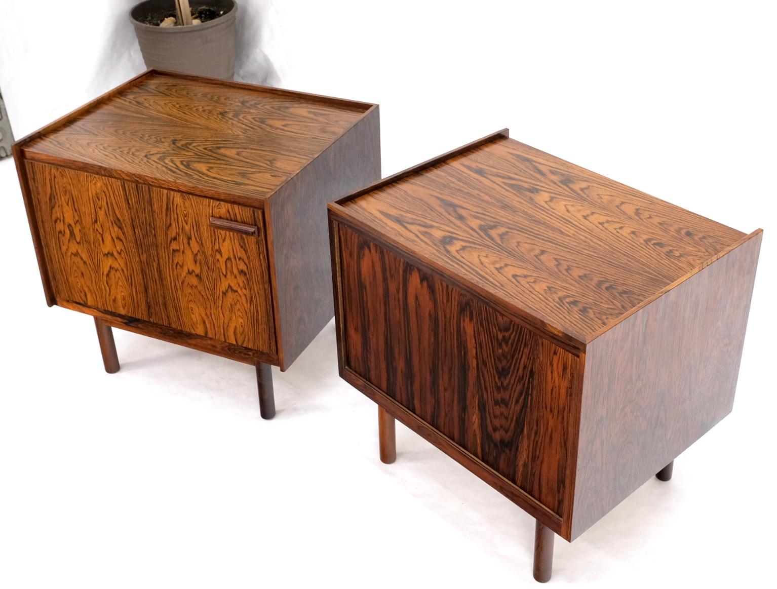 Pair of Gallery Top Danish Mid Century Modern Rosewood End Tables Night Stands For Sale 10