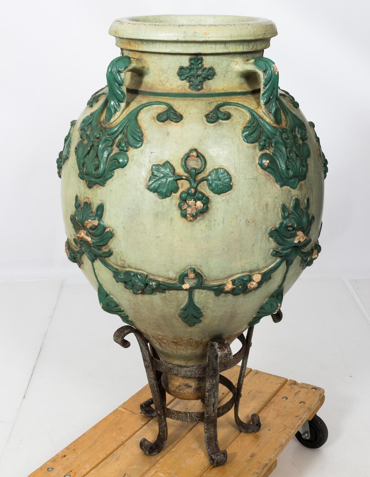 Pair of Galloway Pots, circa 1880s For Sale 10