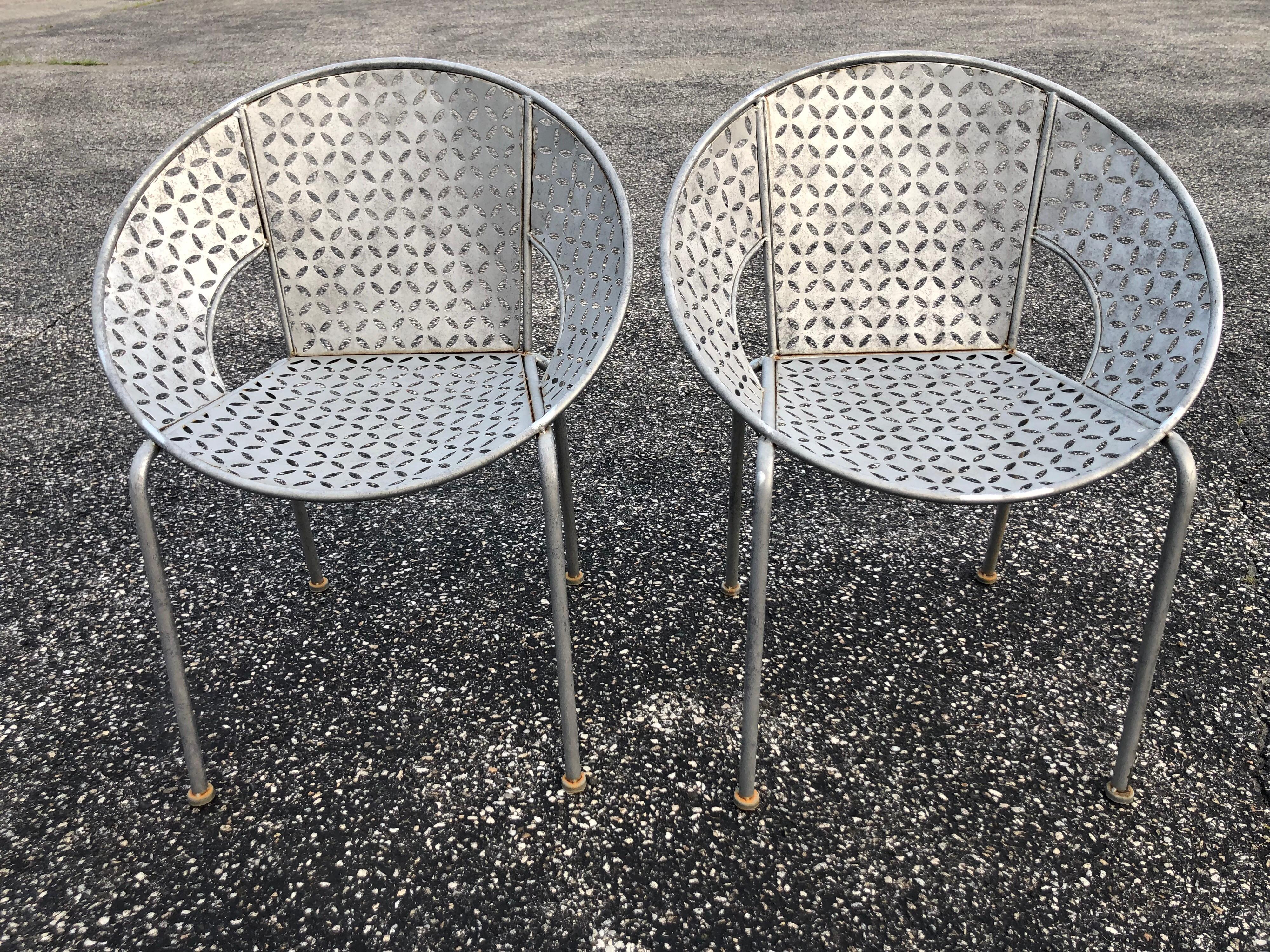 dish chairs
