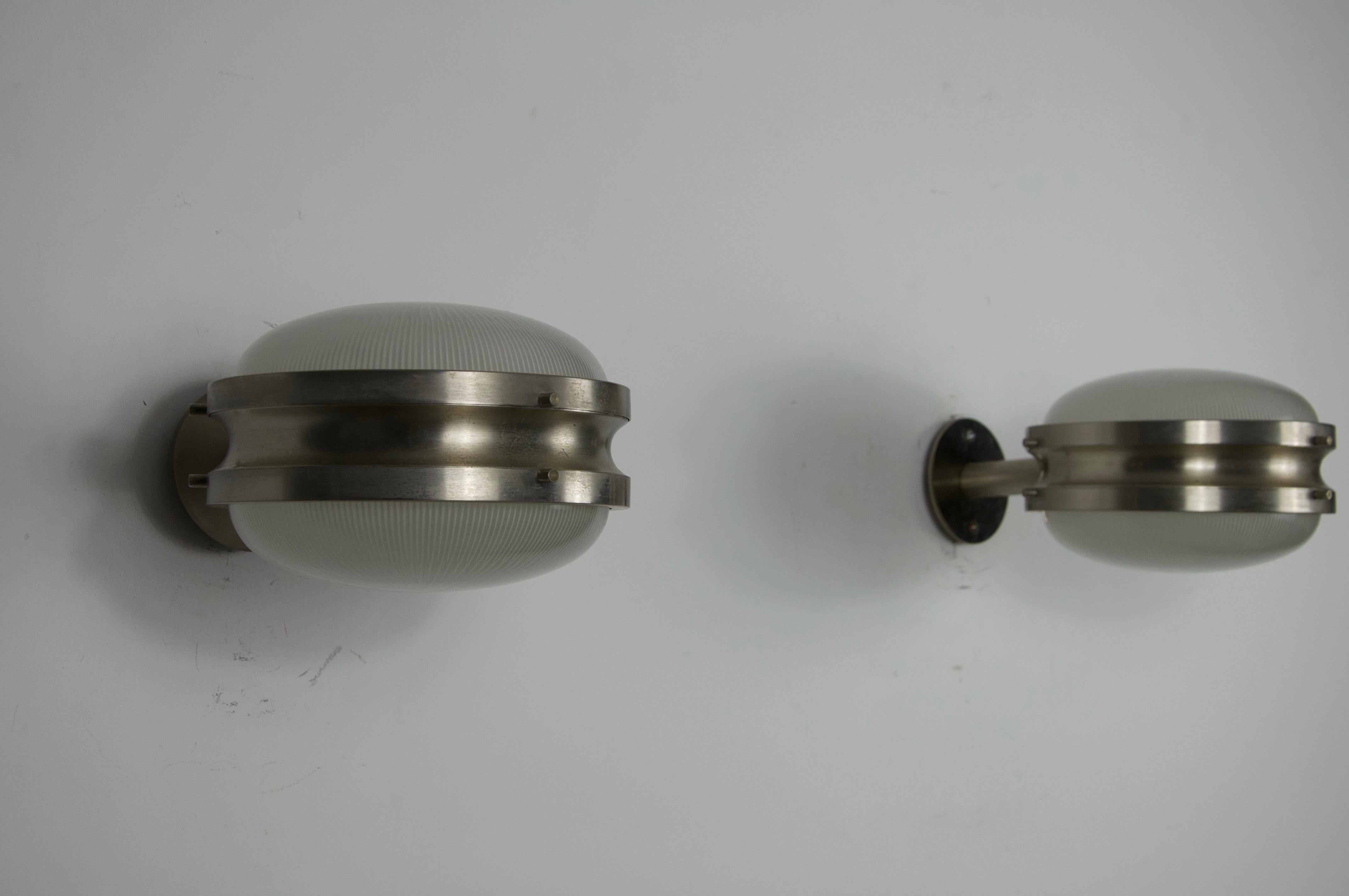 Pair of Gamma Wall Lights by Sergio Mazza for Artemide, 1960s, Italy For Sale 3