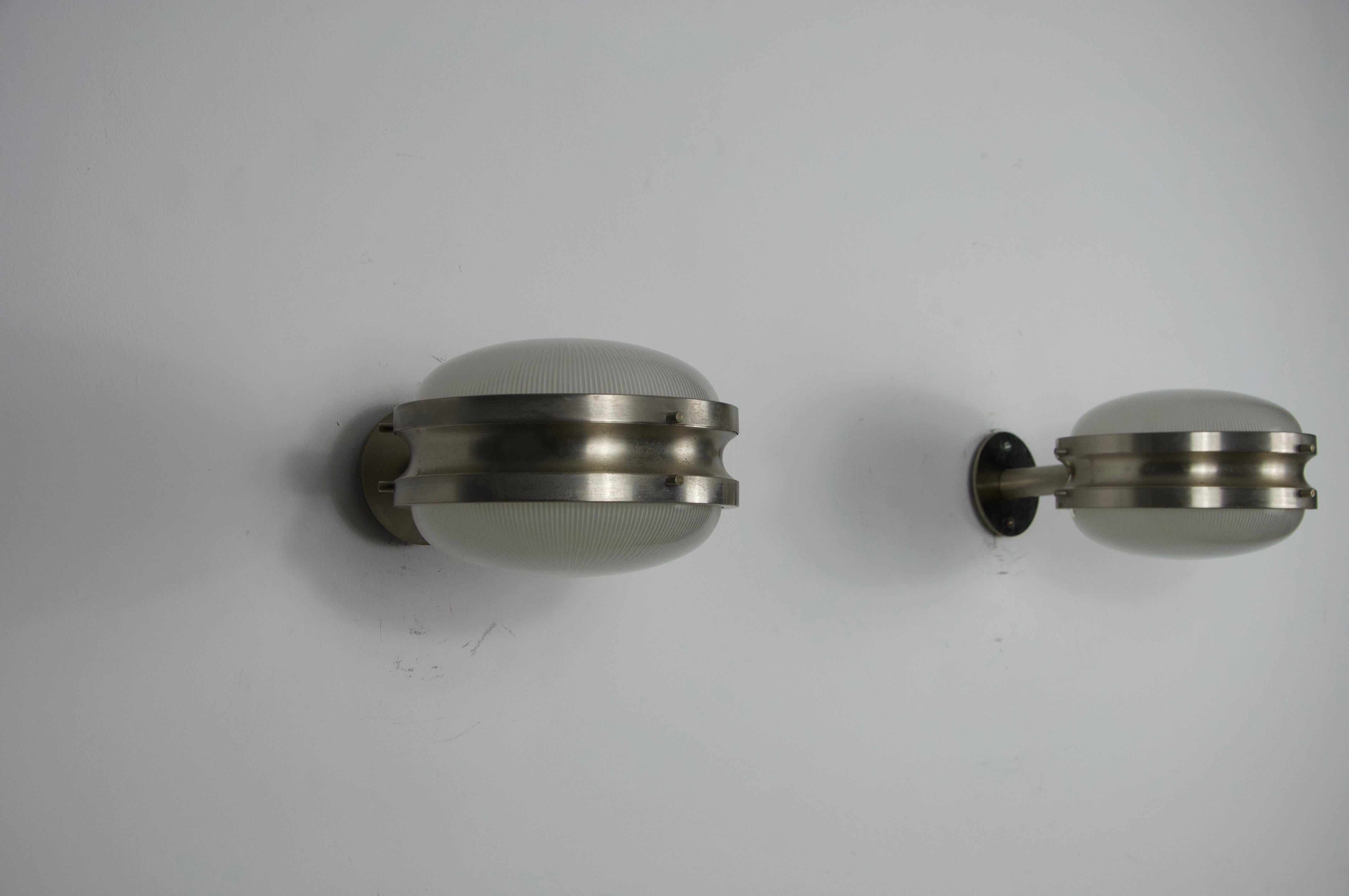 Pair of Gamma Wall Lights by Sergio Mazza for Artemide, 1960s, Italy For Sale 4