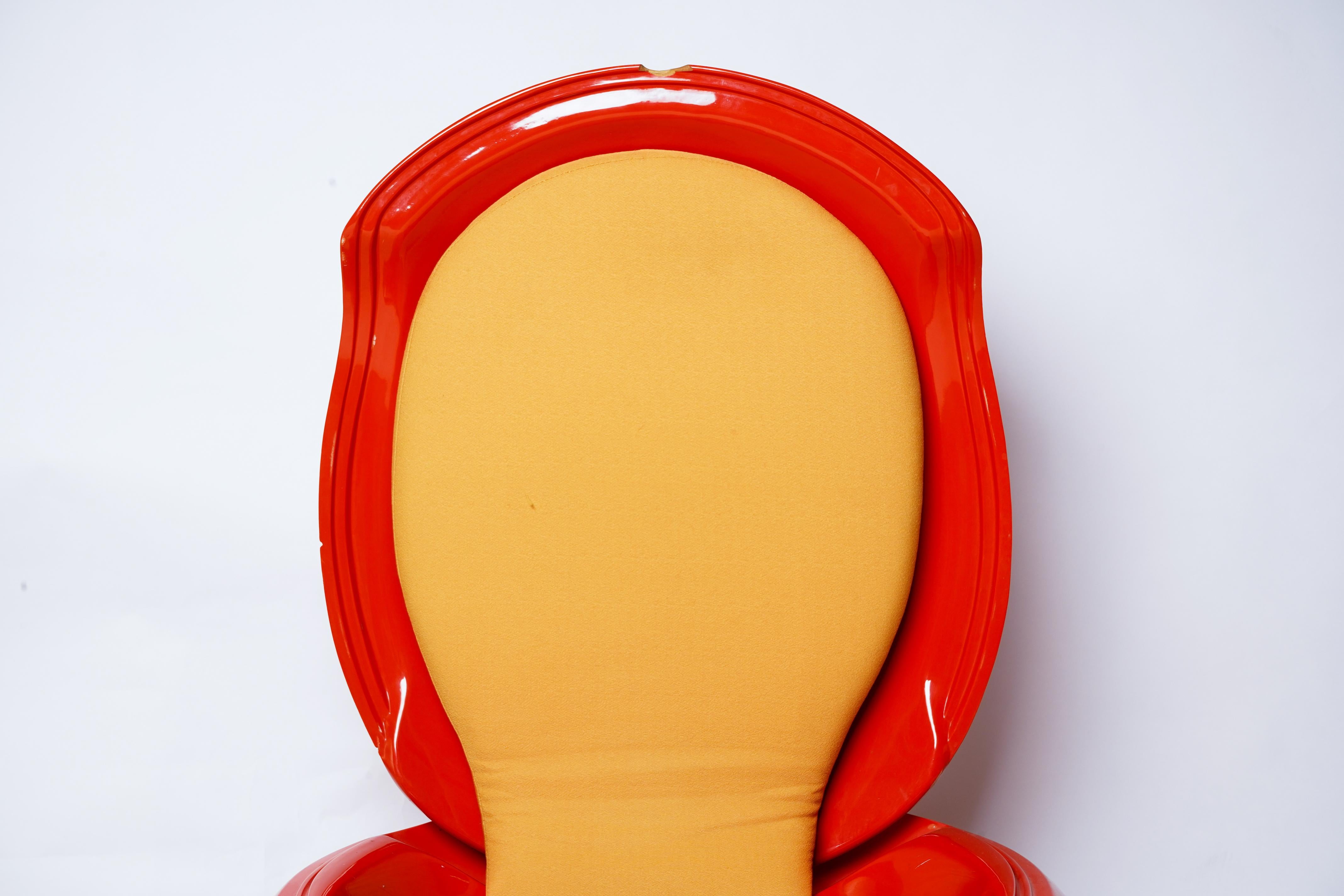 Paire de chaises en époxy « Garden Egg » de Peter Ghyczy en vente 3