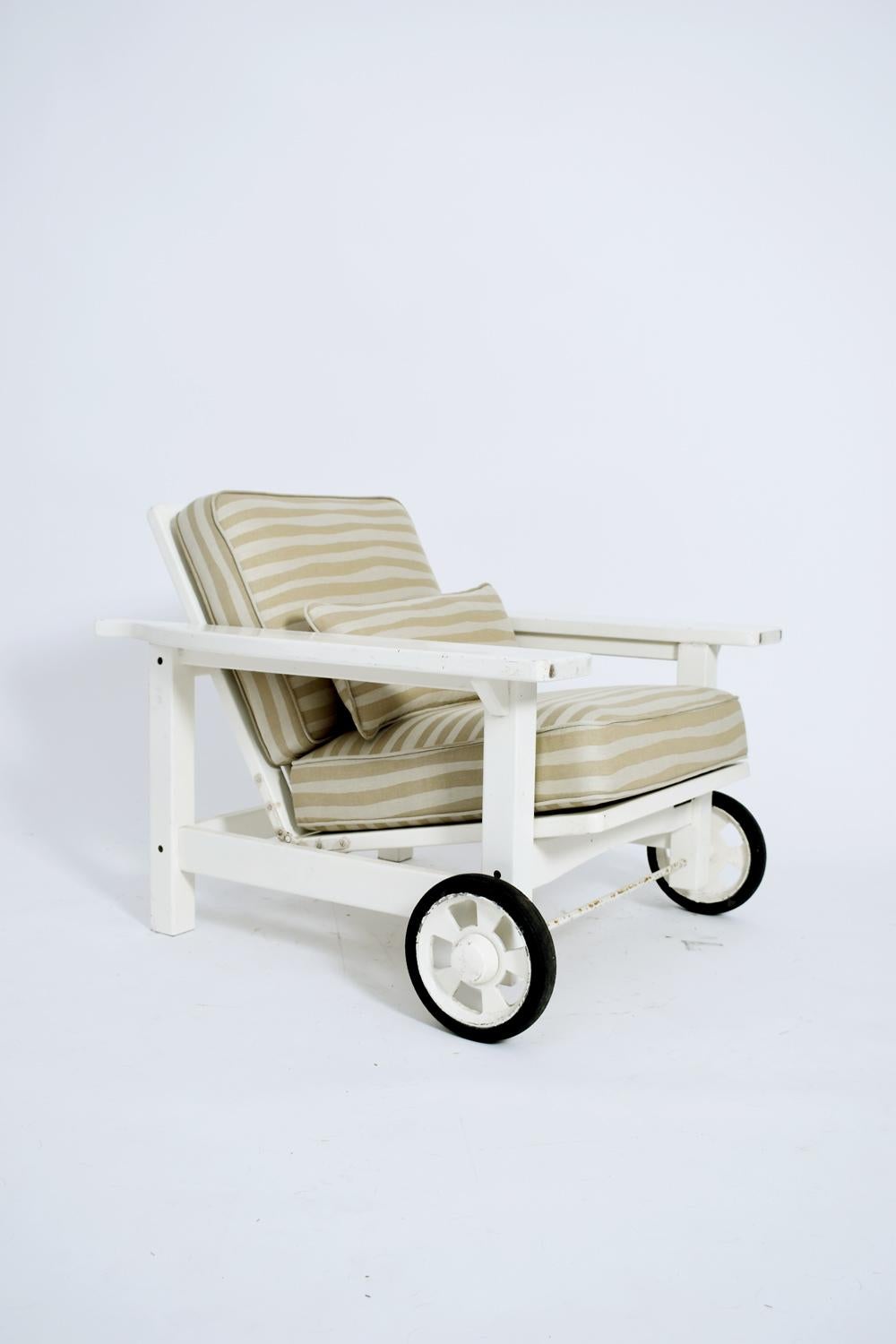 Laqué Paire de fauteuils de jardin réglables, années 1970 en vente