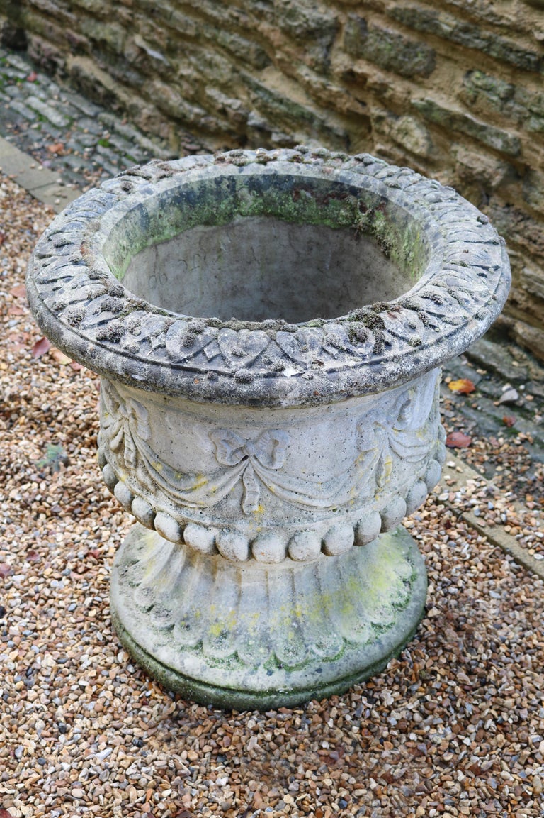 Pair of Garden Urns For Sale at 1stDibs