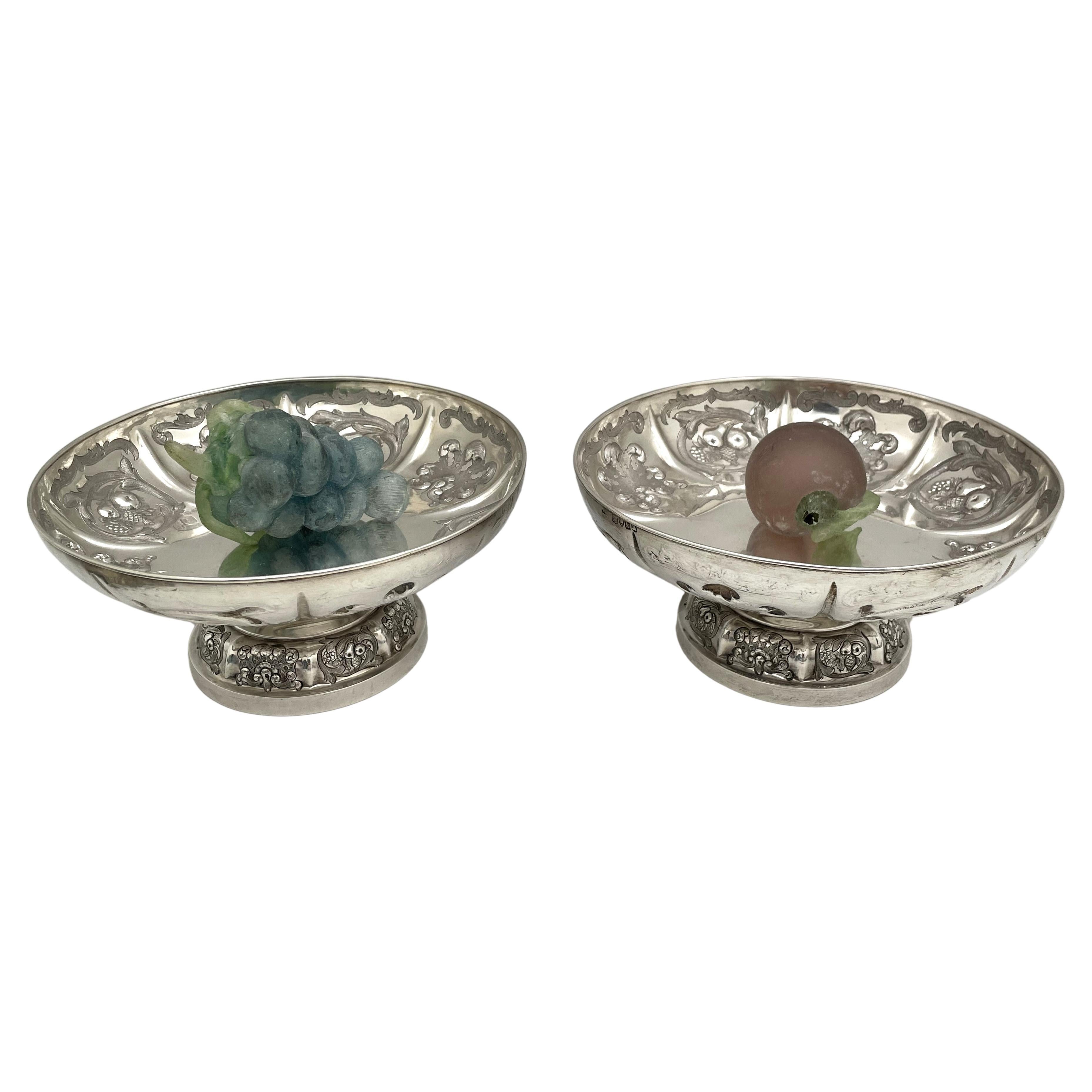 Paire de bols/des plats à pied en argent sterling 1825 de Garrard English Crown Jeweler