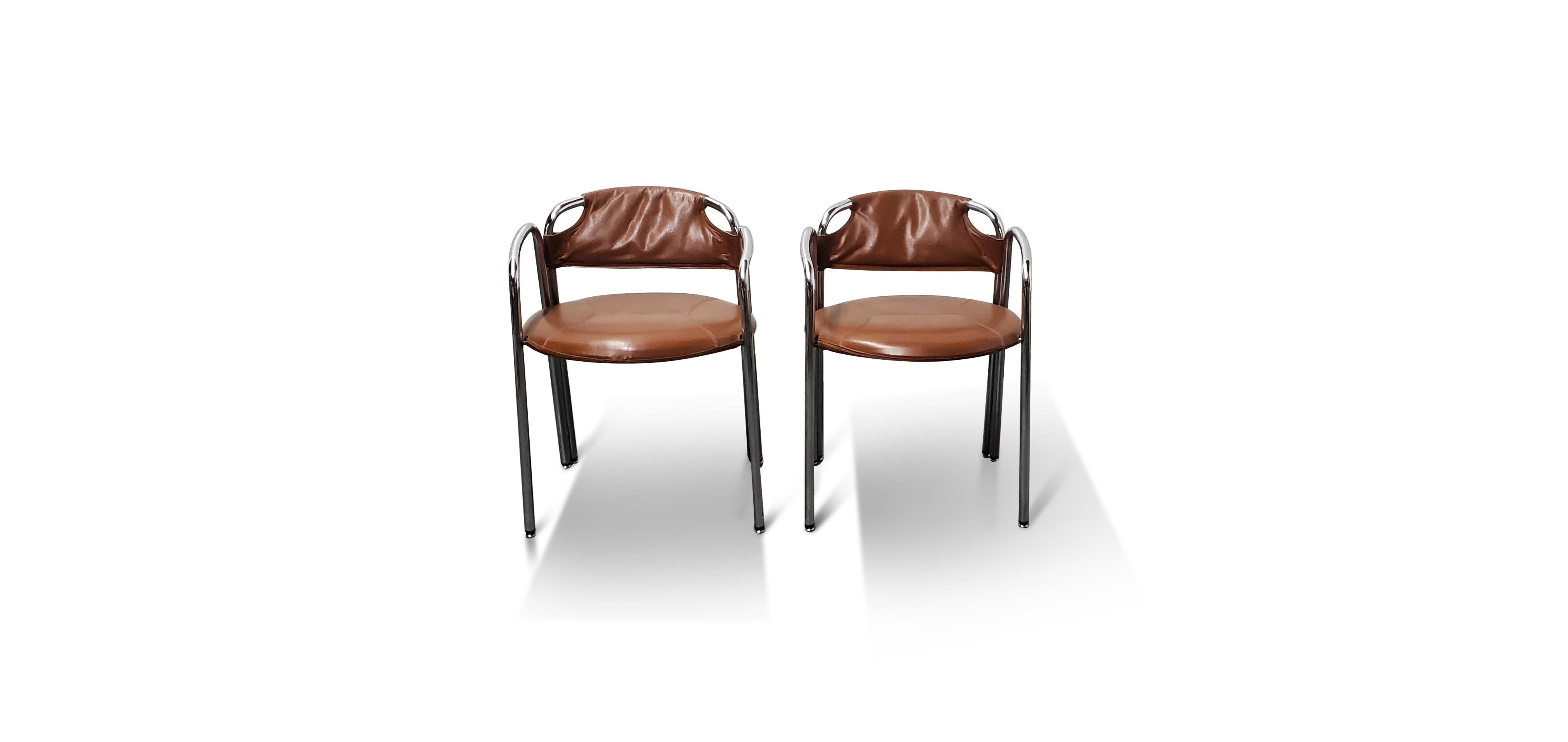 Pair of Gastone Rinaldi 'La Dopietta' Leather and Chrome Chairs  In Good Condition In Middlesex, NJ