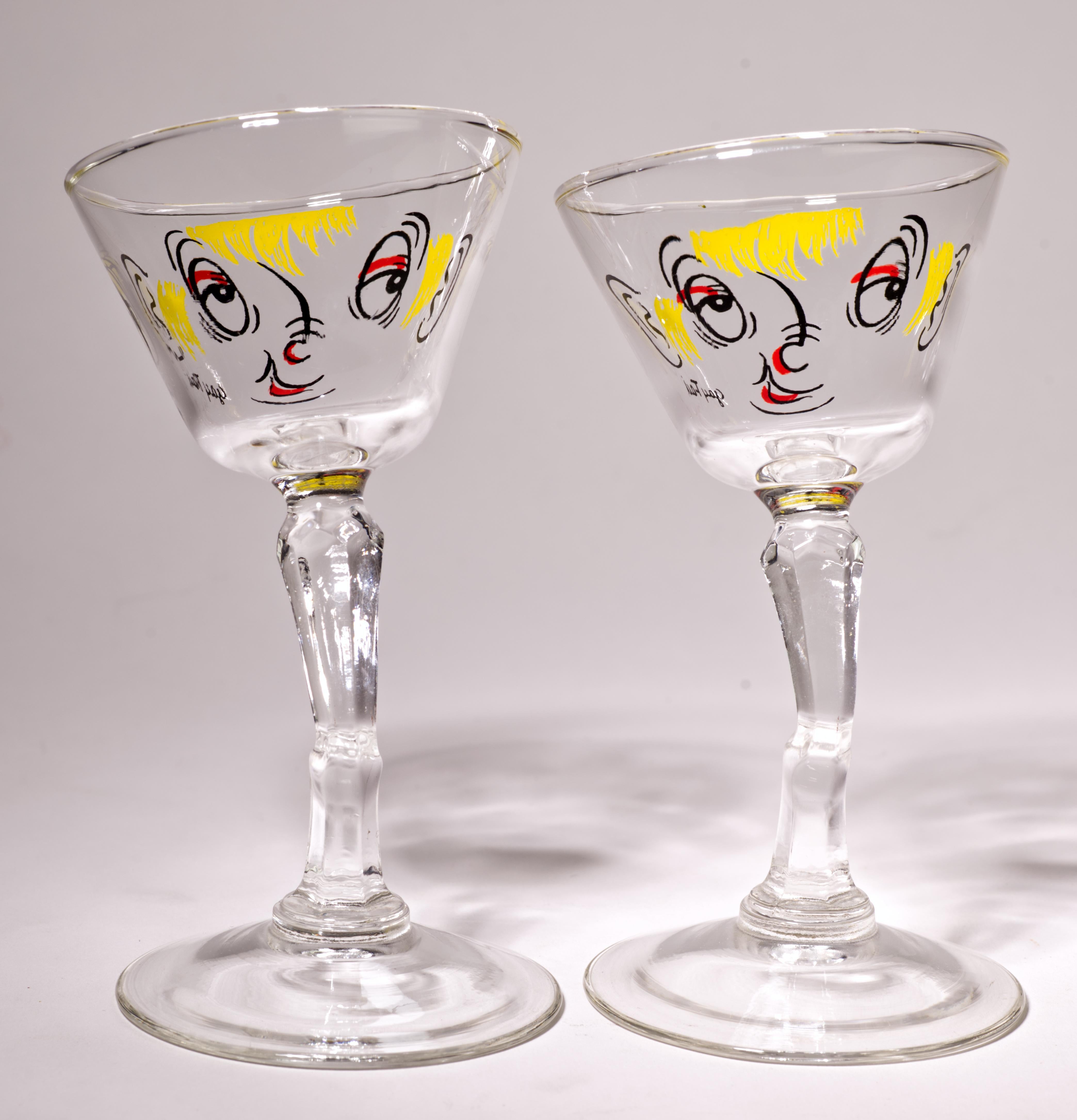 Pareja de copas de cóctel o martini de tallo curvado Beau Brummel de Gay Fad Studio Años 50 Pintado a mano en venta