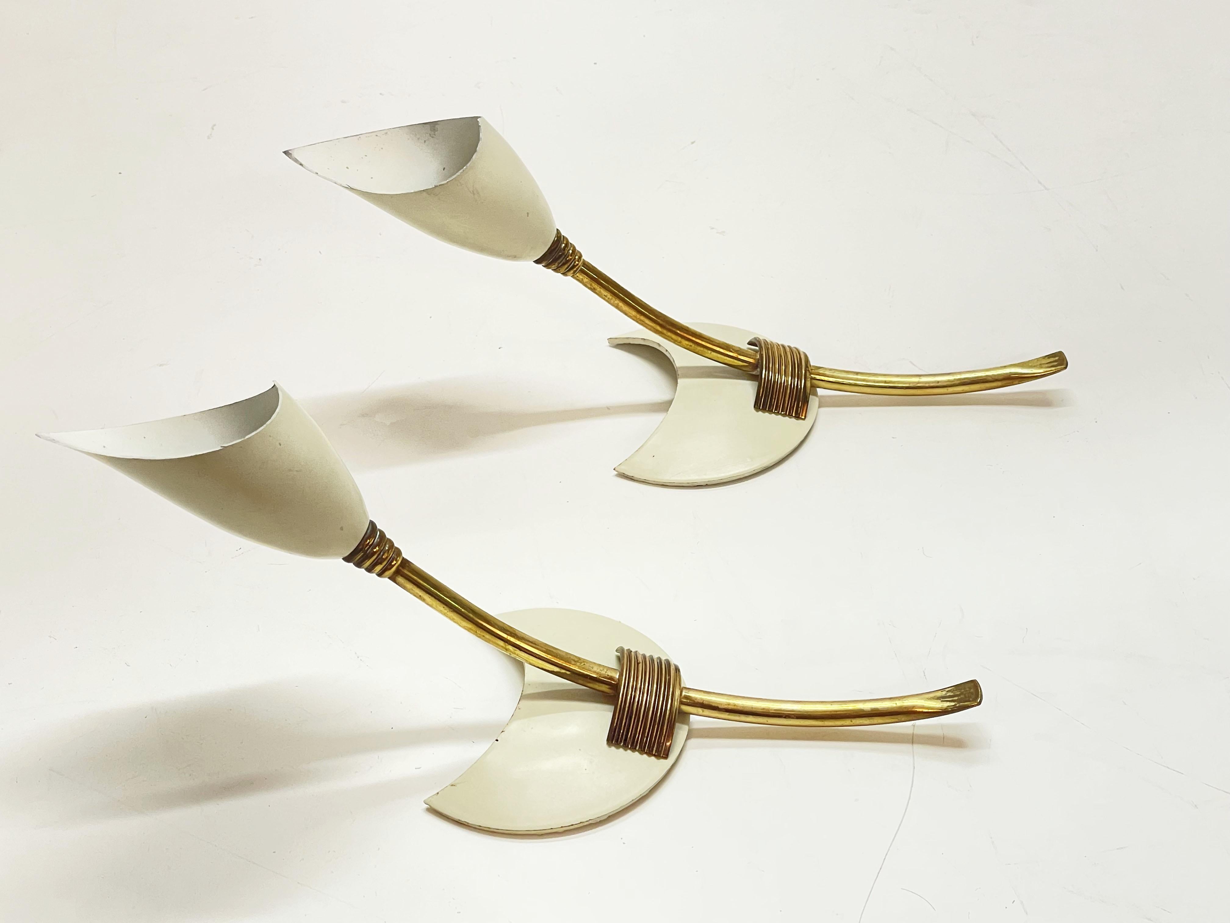 Pair of GCME Midcentury Brass and Enamelled Aluminum Italian Tulip Sconces 1950s For Sale 9