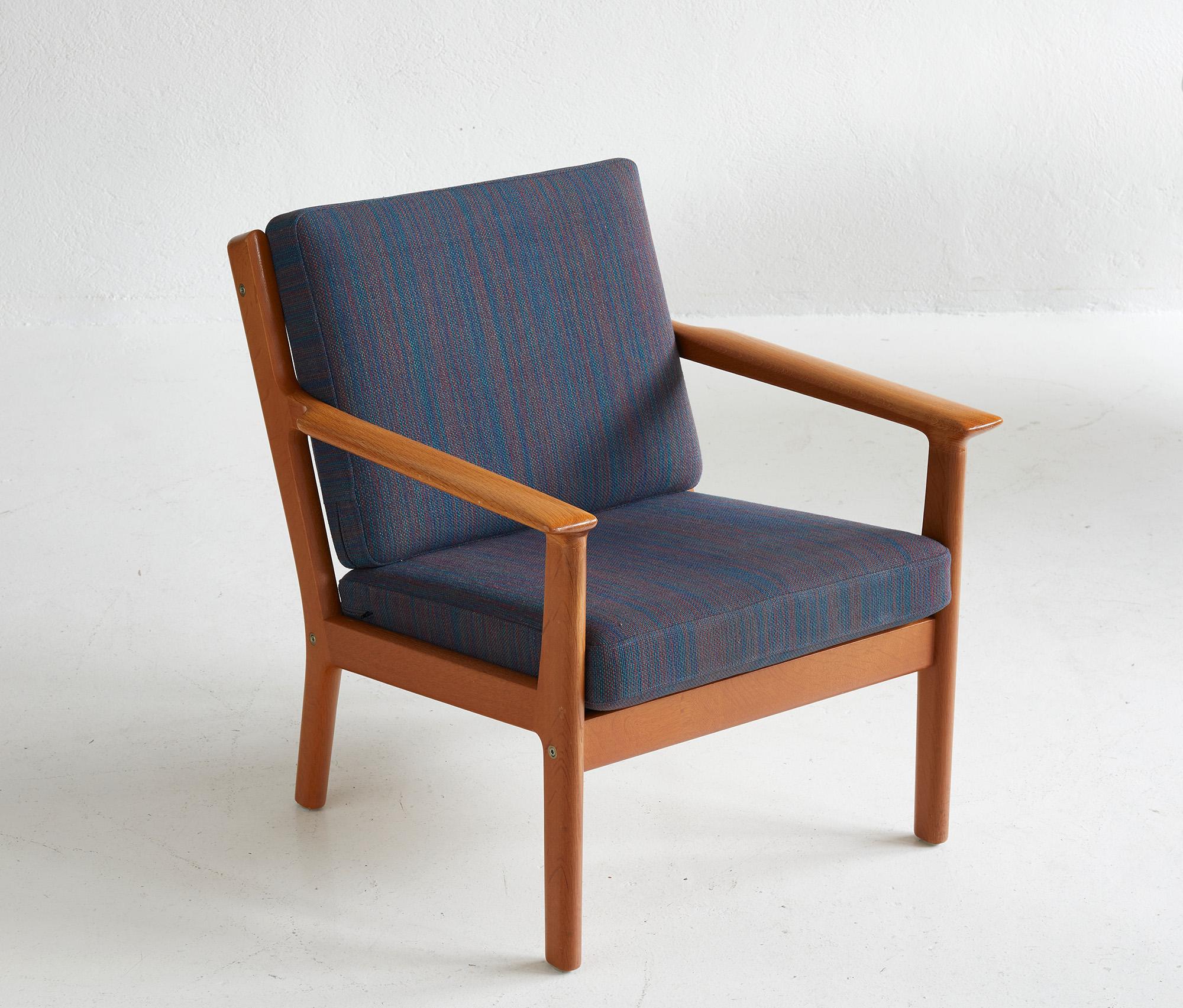 Mid-Century Modern Pair of 