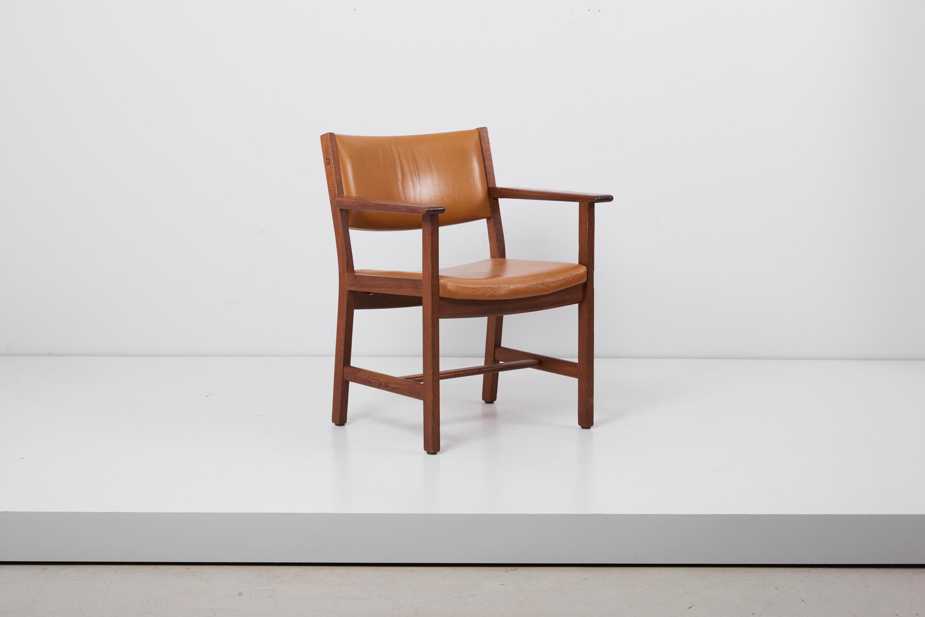 Danish Pair of GE Armchairs in Leather by Hans Wegner for by GETAMA, Denmark, 1960s