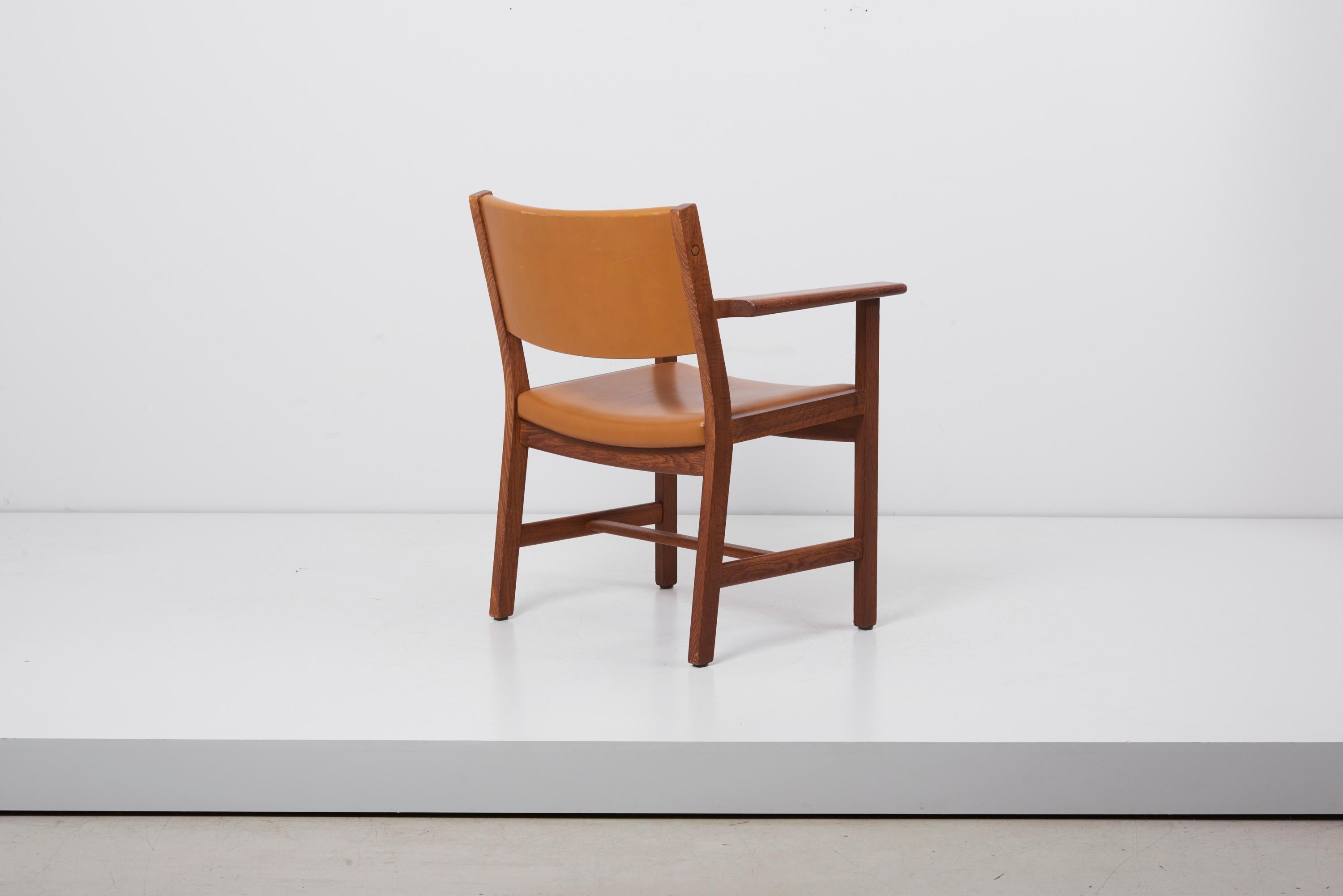20th Century Pair of GE Armchairs in Leather by Hans Wegner for by GETAMA, Denmark, 1960s