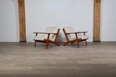 Pair Of GE290 Armchairs In Bouclé By Hans Wegner For Getama, Denmark, 1950s