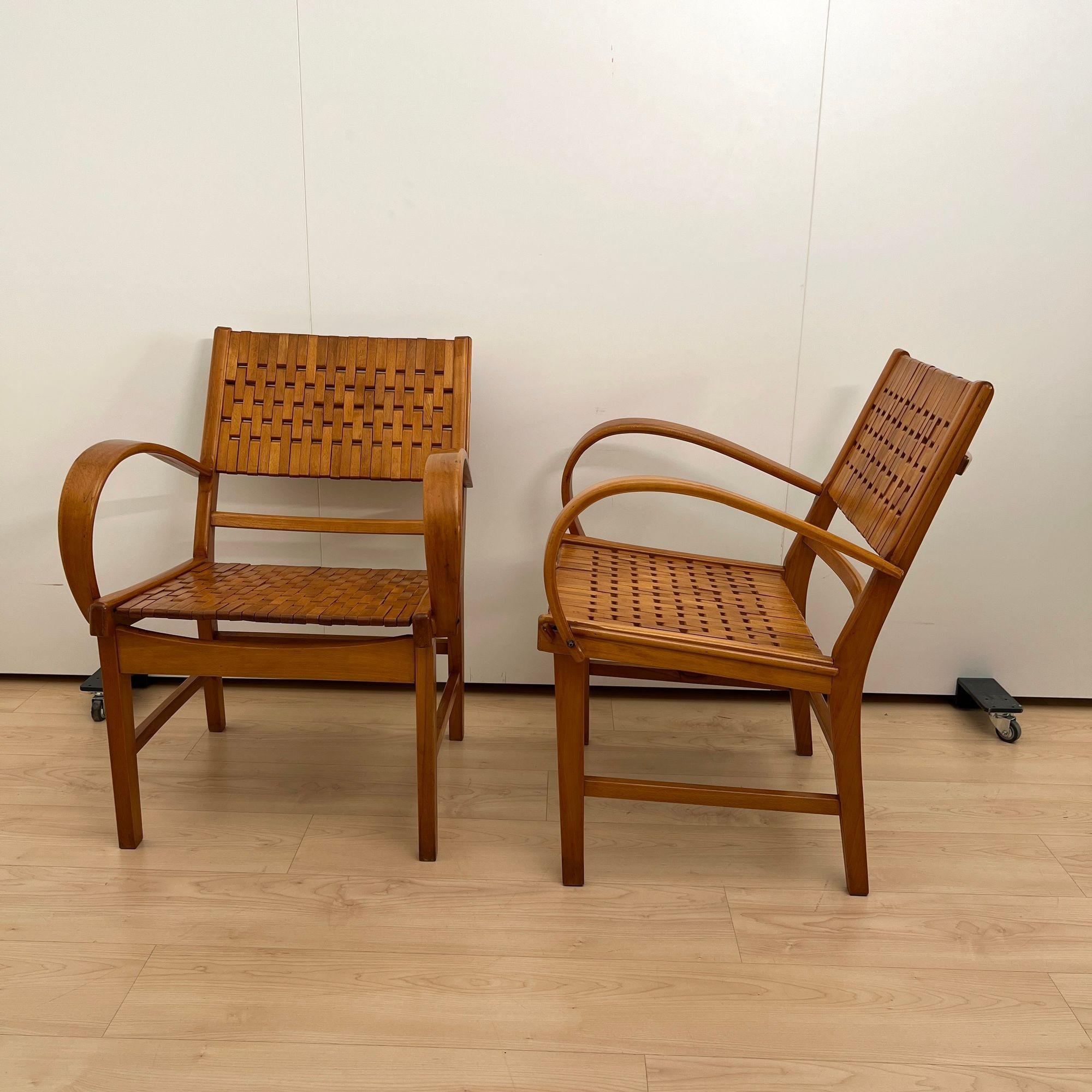 Mid-Century Modern Pair of ‘Gelenka’ Armchairs, Polished Beech Wood, Germany circa 1950 For Sale