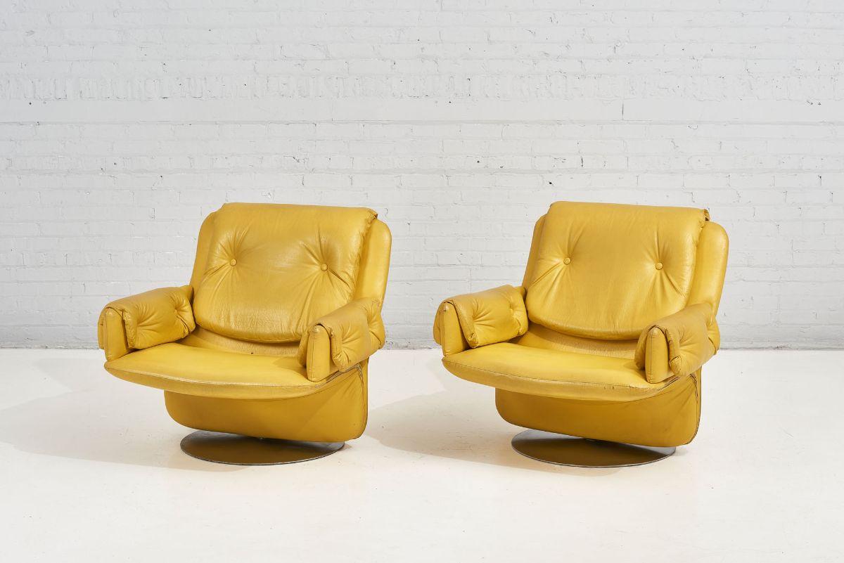 Leather Pair of Geoffrey Harcourt Artifort Chairs, 1960