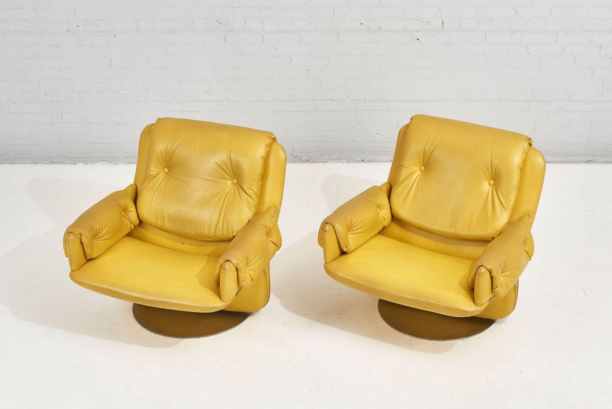 Pair of Geoffrey Harcourt Artifort Chairs, 1960 1