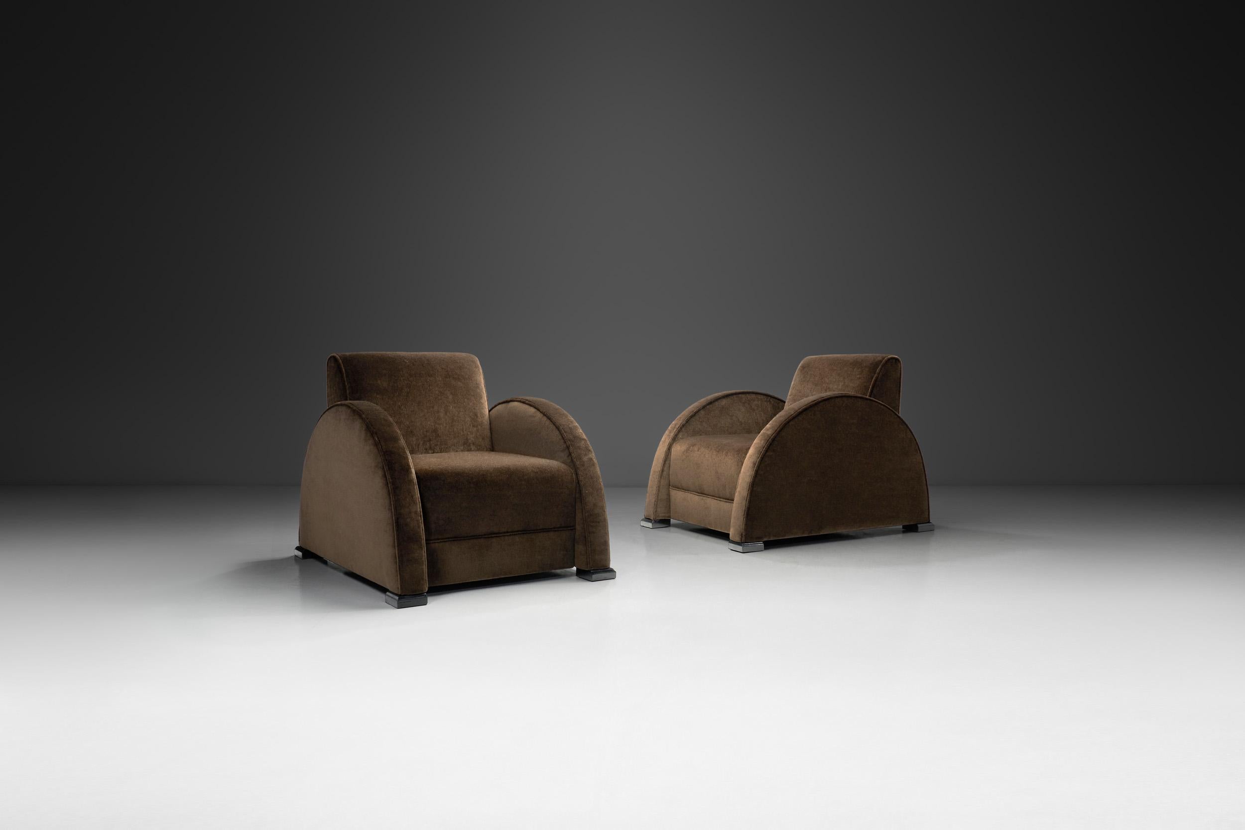 The Art Deco movement, which emerged in the early 20th century, is known for its bold geometric shapes, luxurious materials, and an emphasis on streamlined forms. Art Deco came as a reaction against the flowing organic lines of Art Nouveau, thus