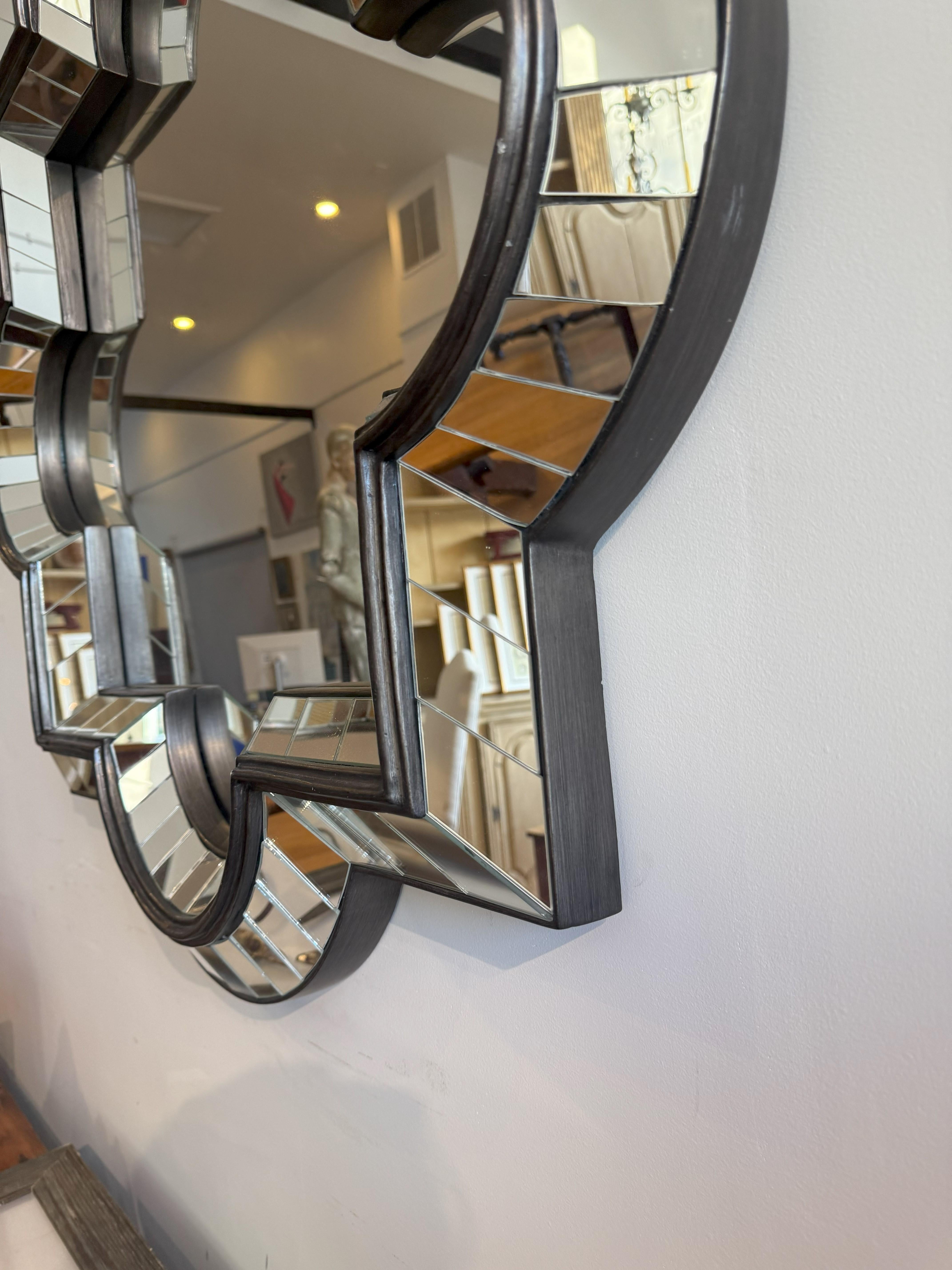 Metallo Coppia di specchi geometrici in stile Deco Mirror in vendita