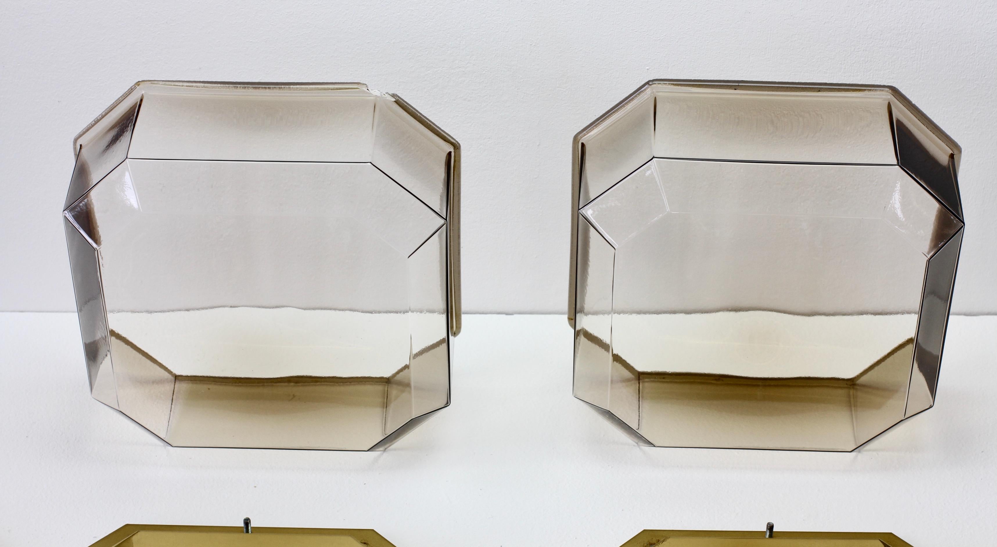 Pair of Geometric Smoked Topaz Glass and Brass Wall Lights by Limburg circa 1980 For Sale 4