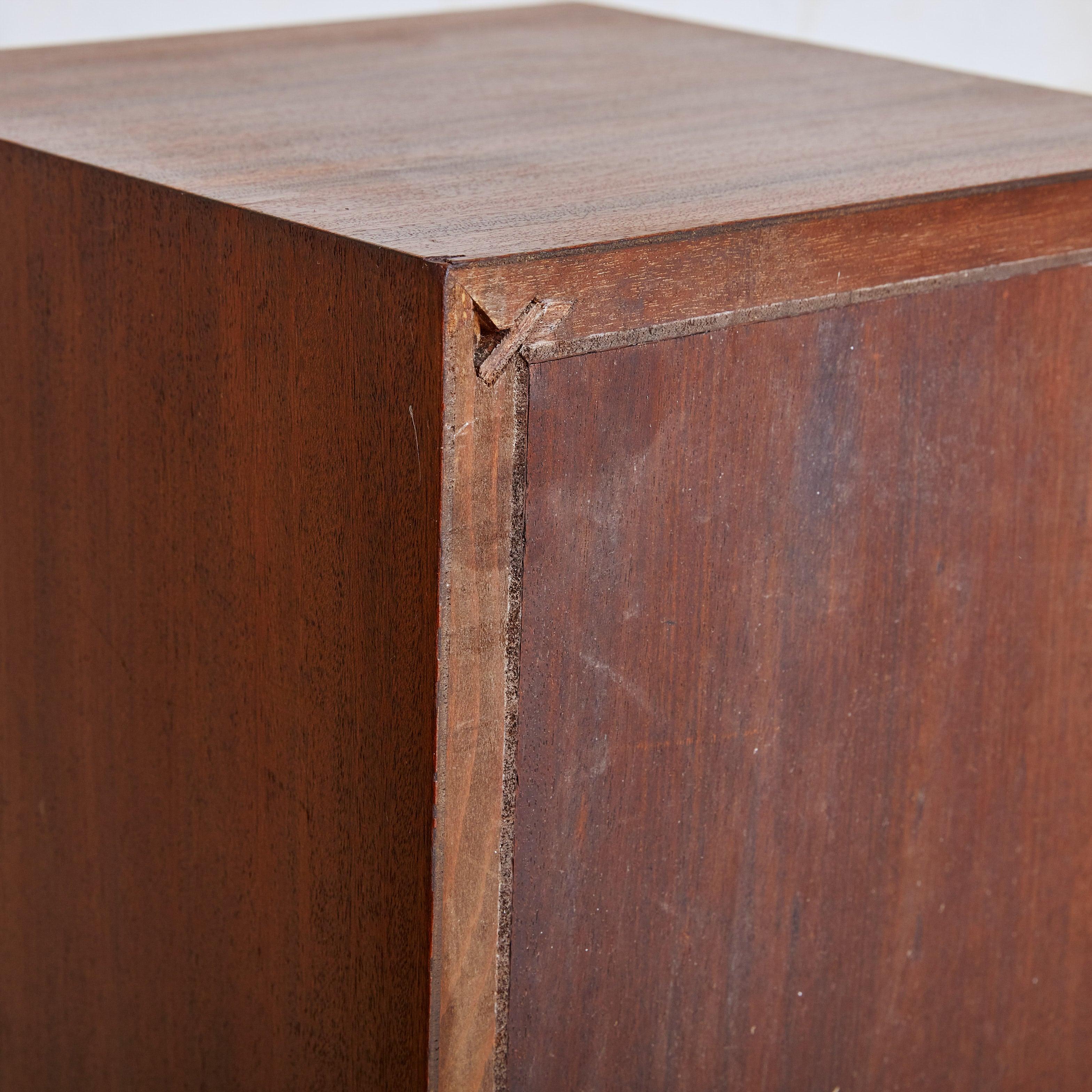 Mesa auxiliar geométrica de madera, Francia años 40 - 2 Disponibles en venta 5