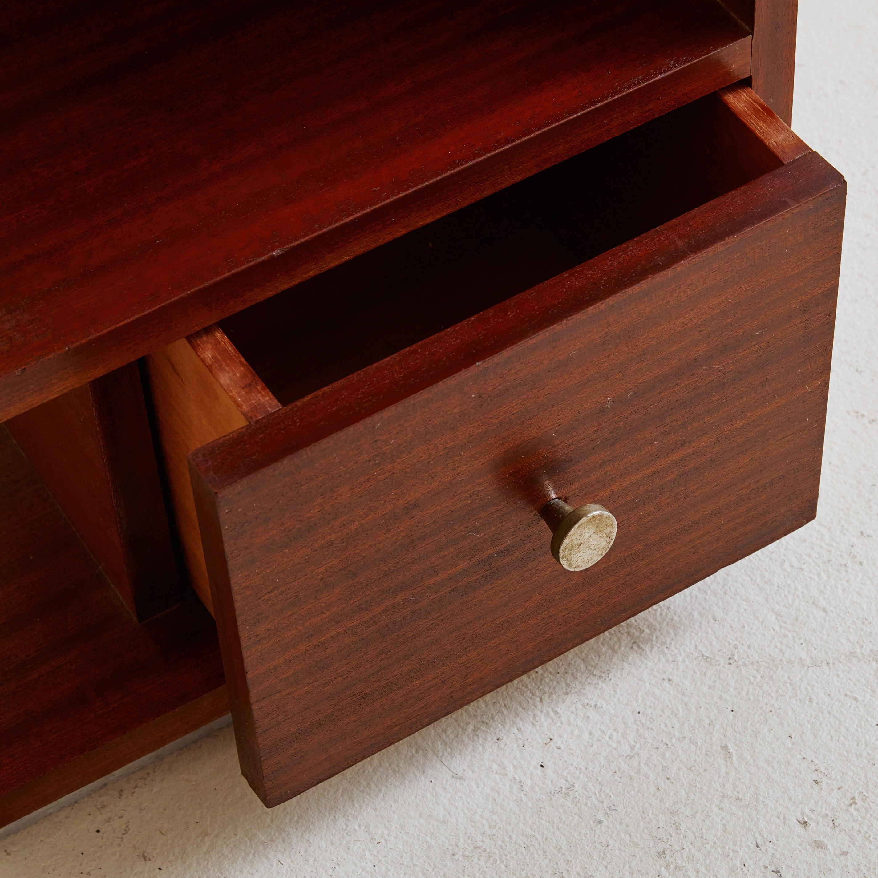 Mesa auxiliar geométrica de madera, Francia años 40 - 2 Disponibles en venta 1